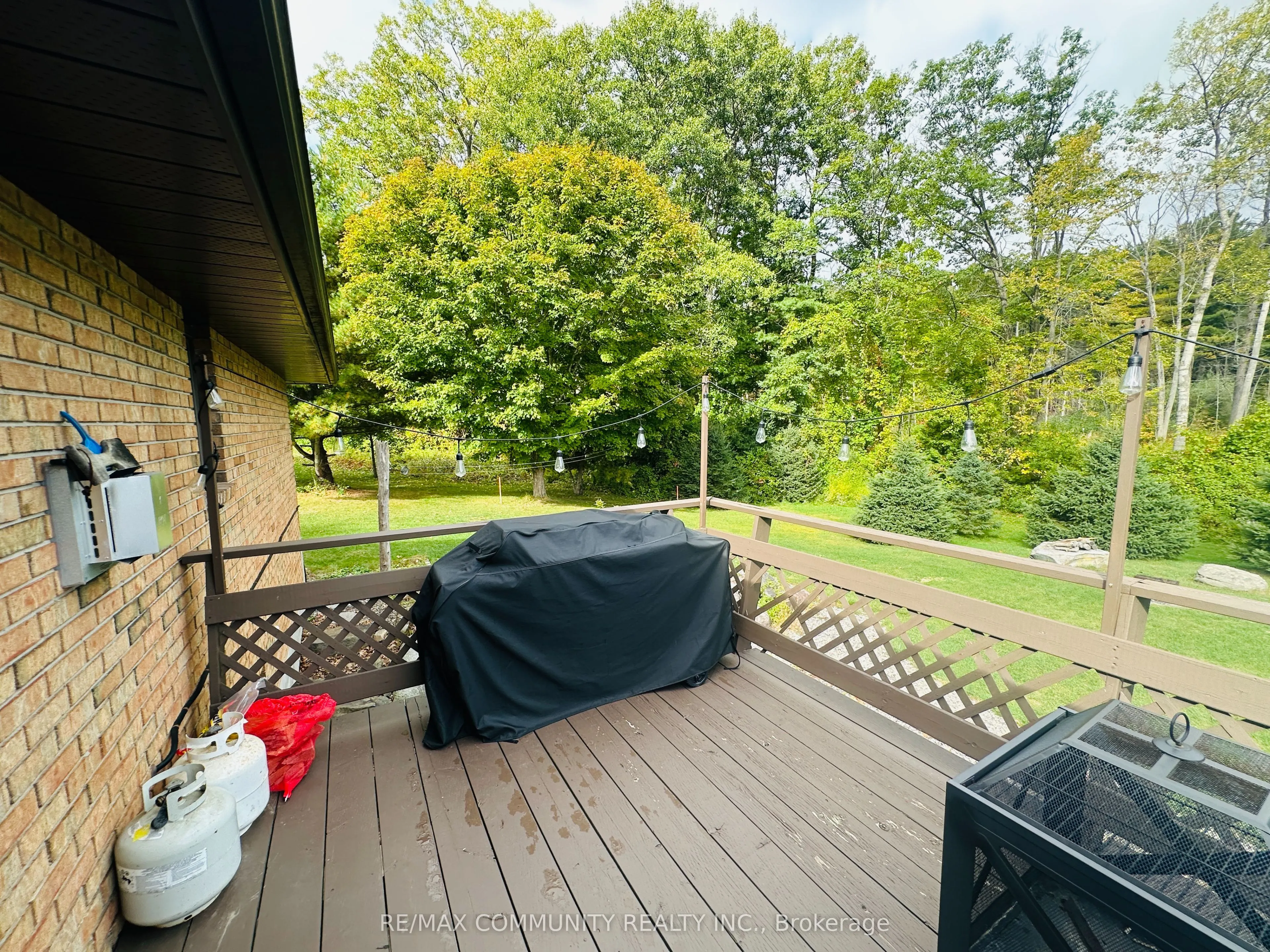 214 Helyer Road