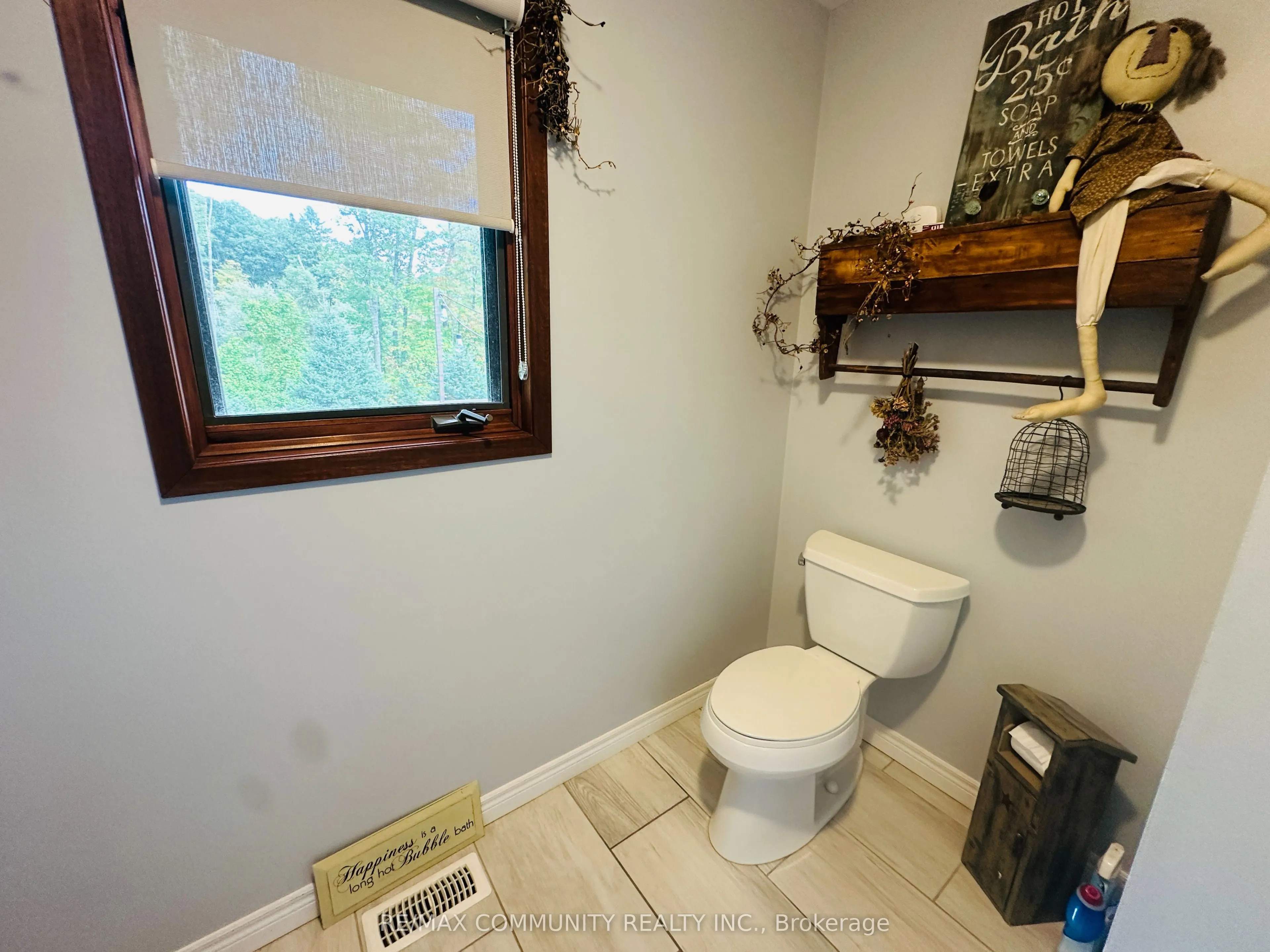 214 Helyer Road