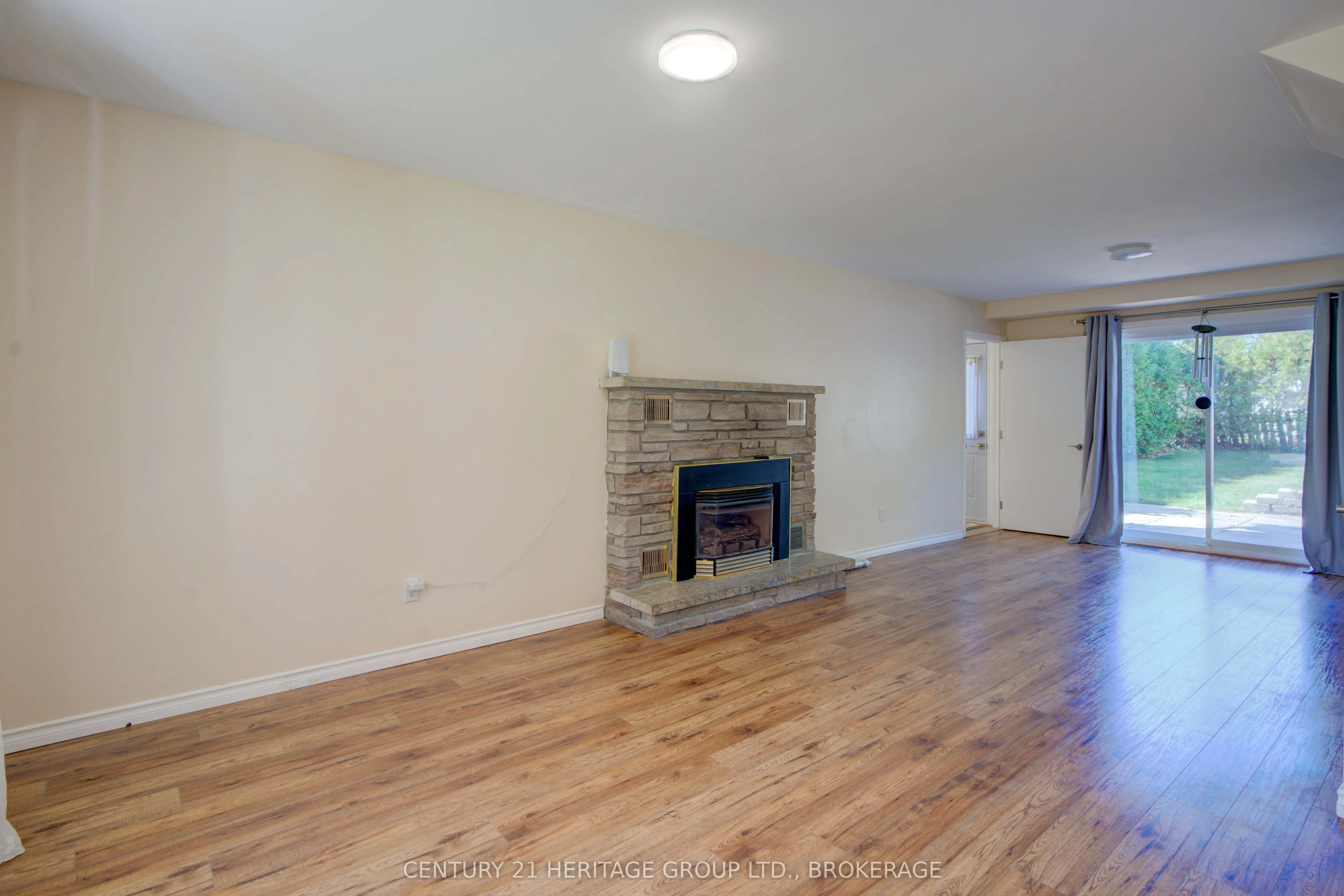 312 Boxwood Street