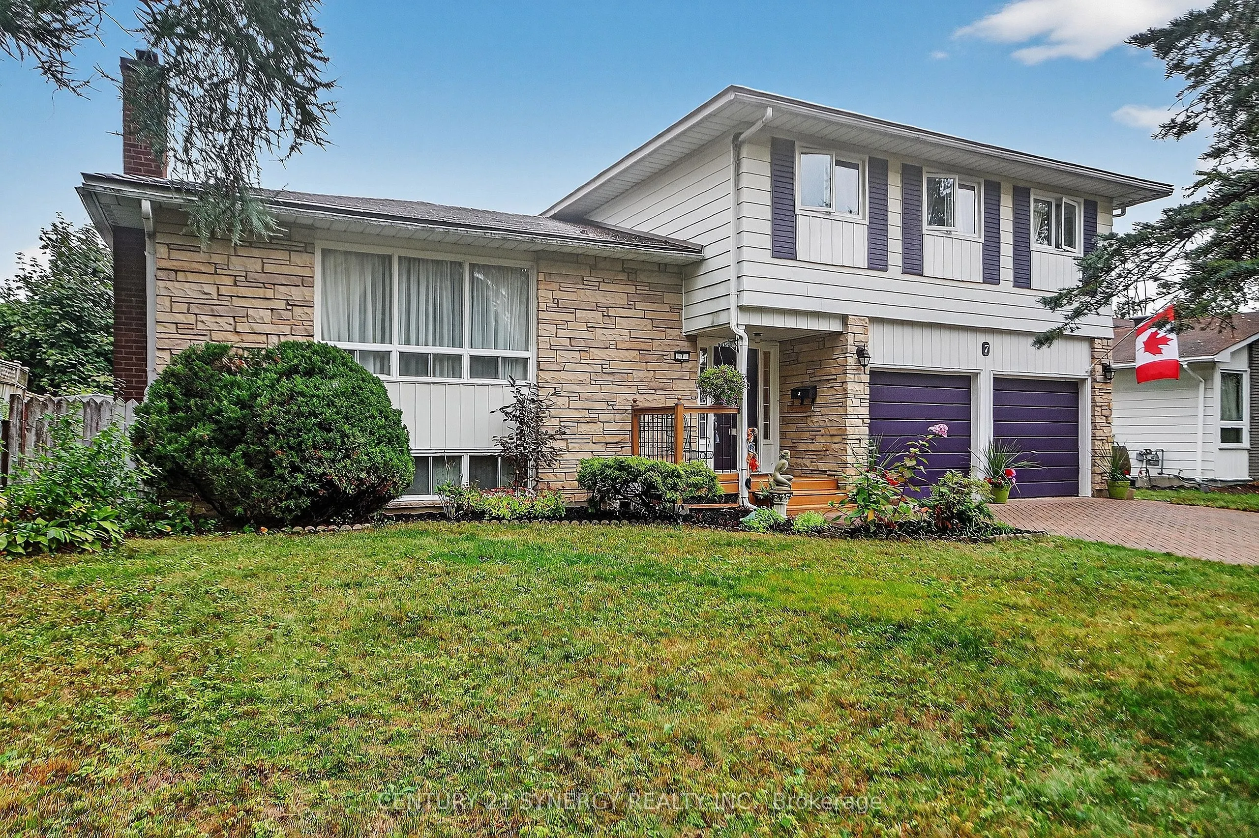 7 St Remy Drive
