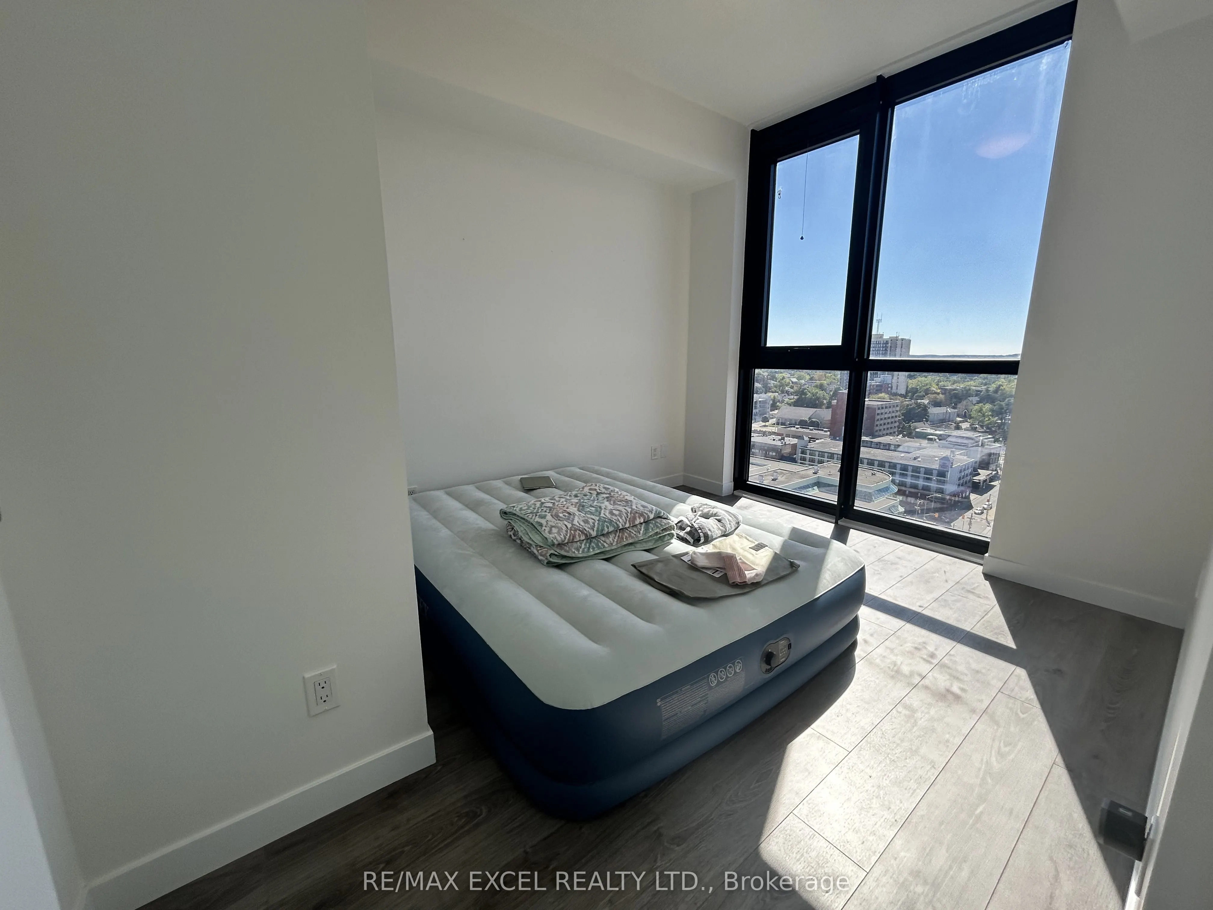 60 Frederick Street, #1513