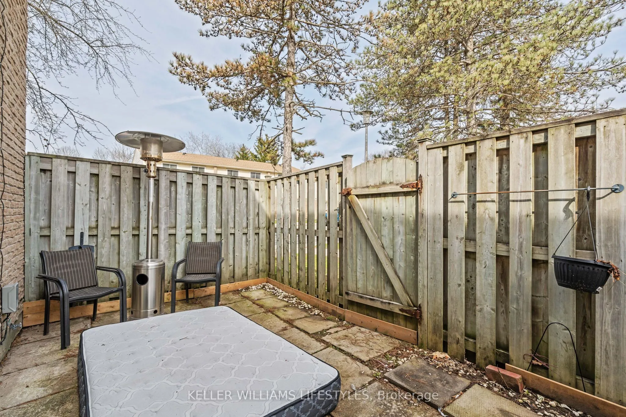 166 Southdale Road W, #26