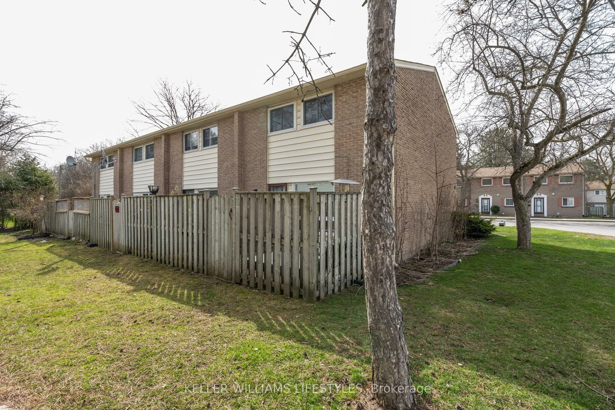 166 Southdale Road W, #26