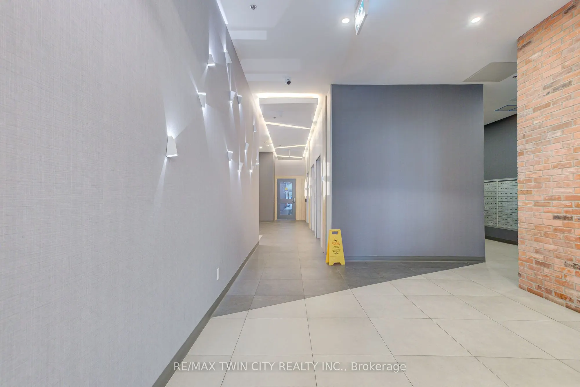 60 Frederick Street, #2404