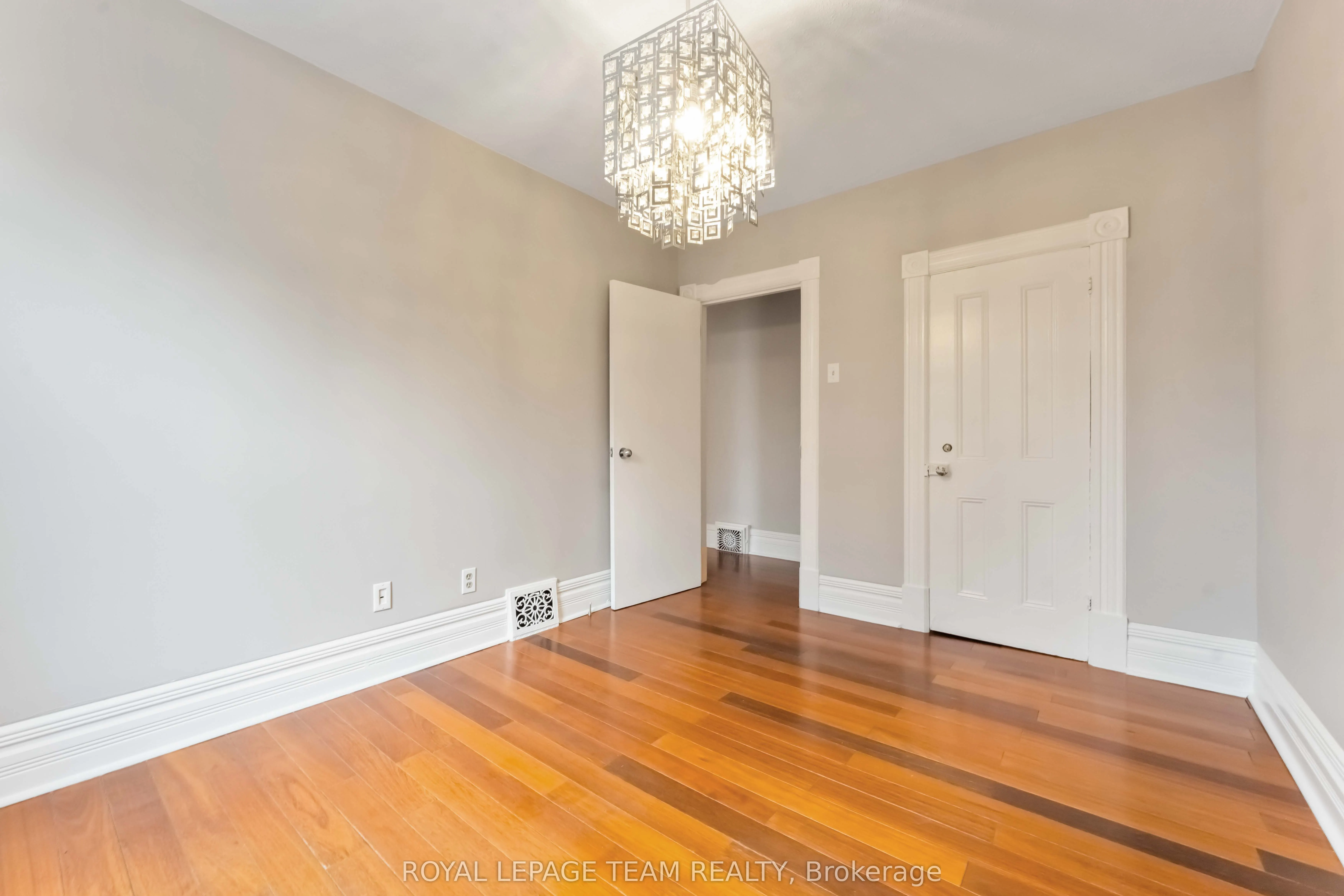 205 Pretoria Avenue