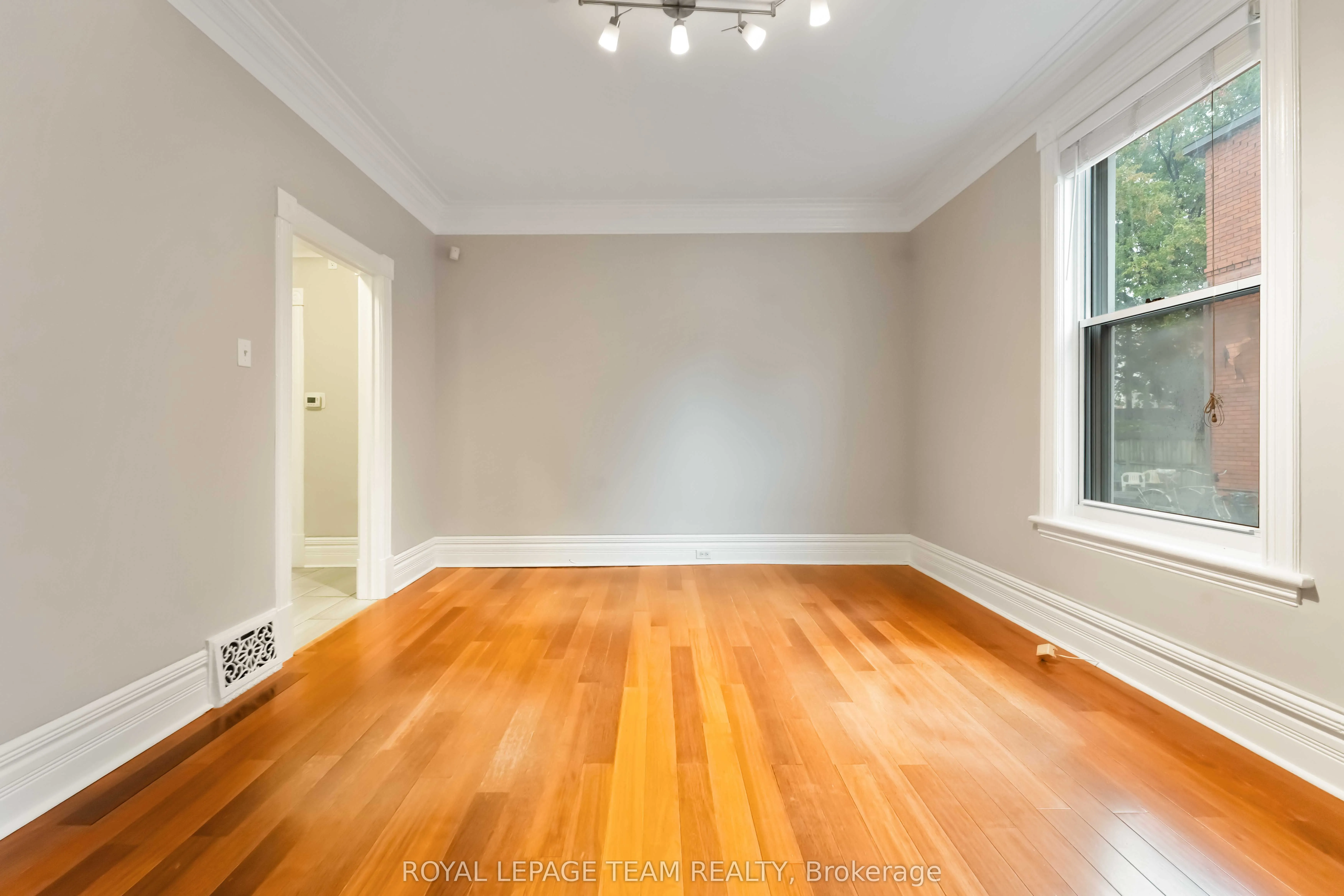 205 Pretoria Avenue