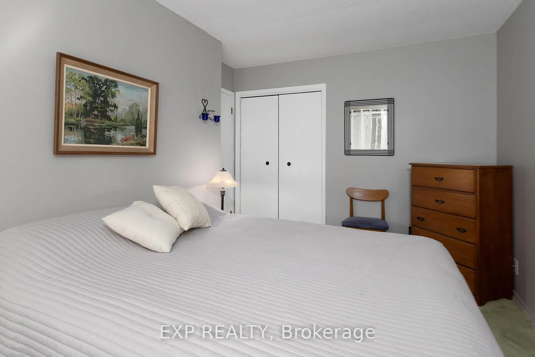 5558 Cobble Hill Road