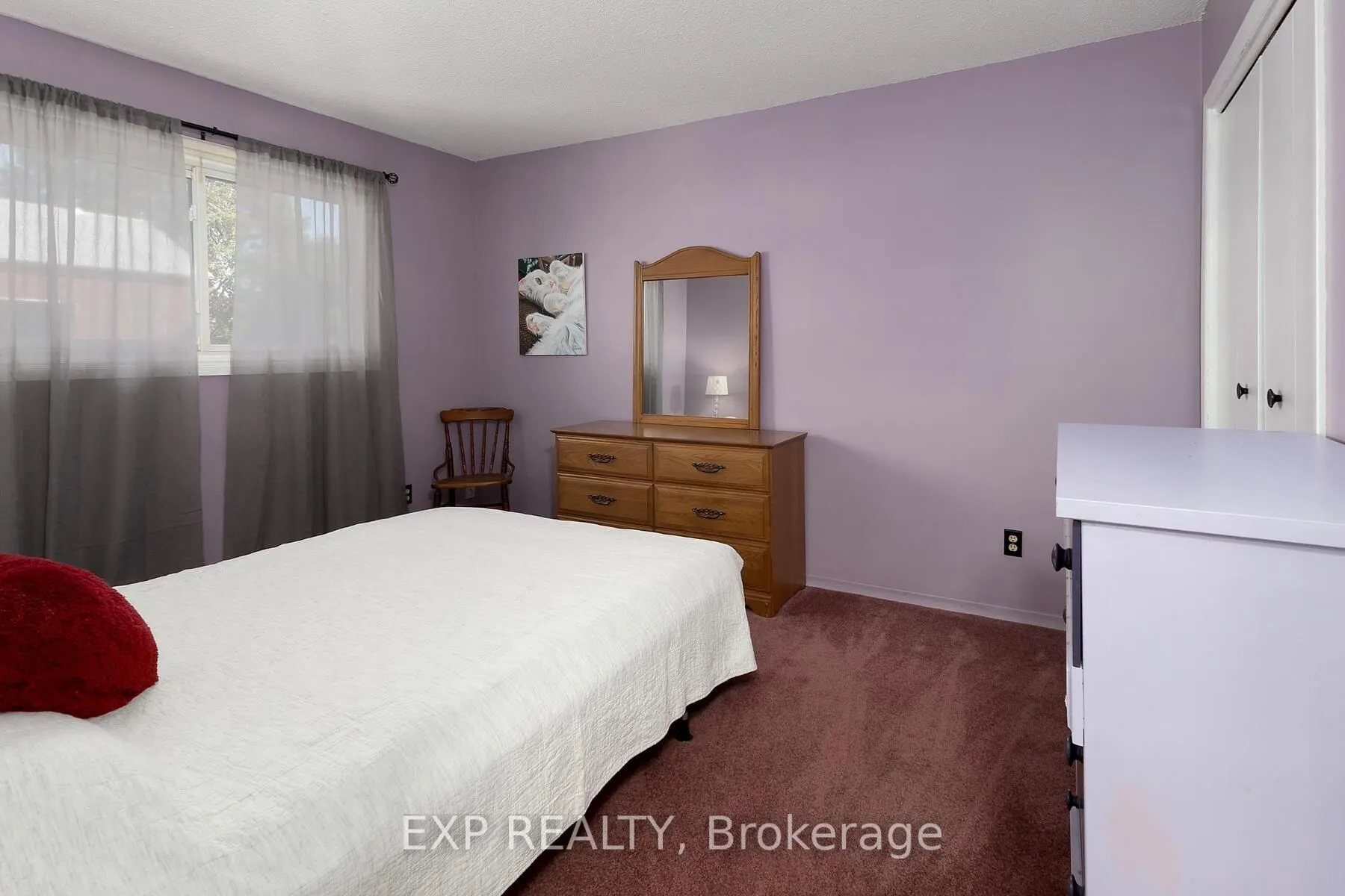 5558 Cobble Hill Road