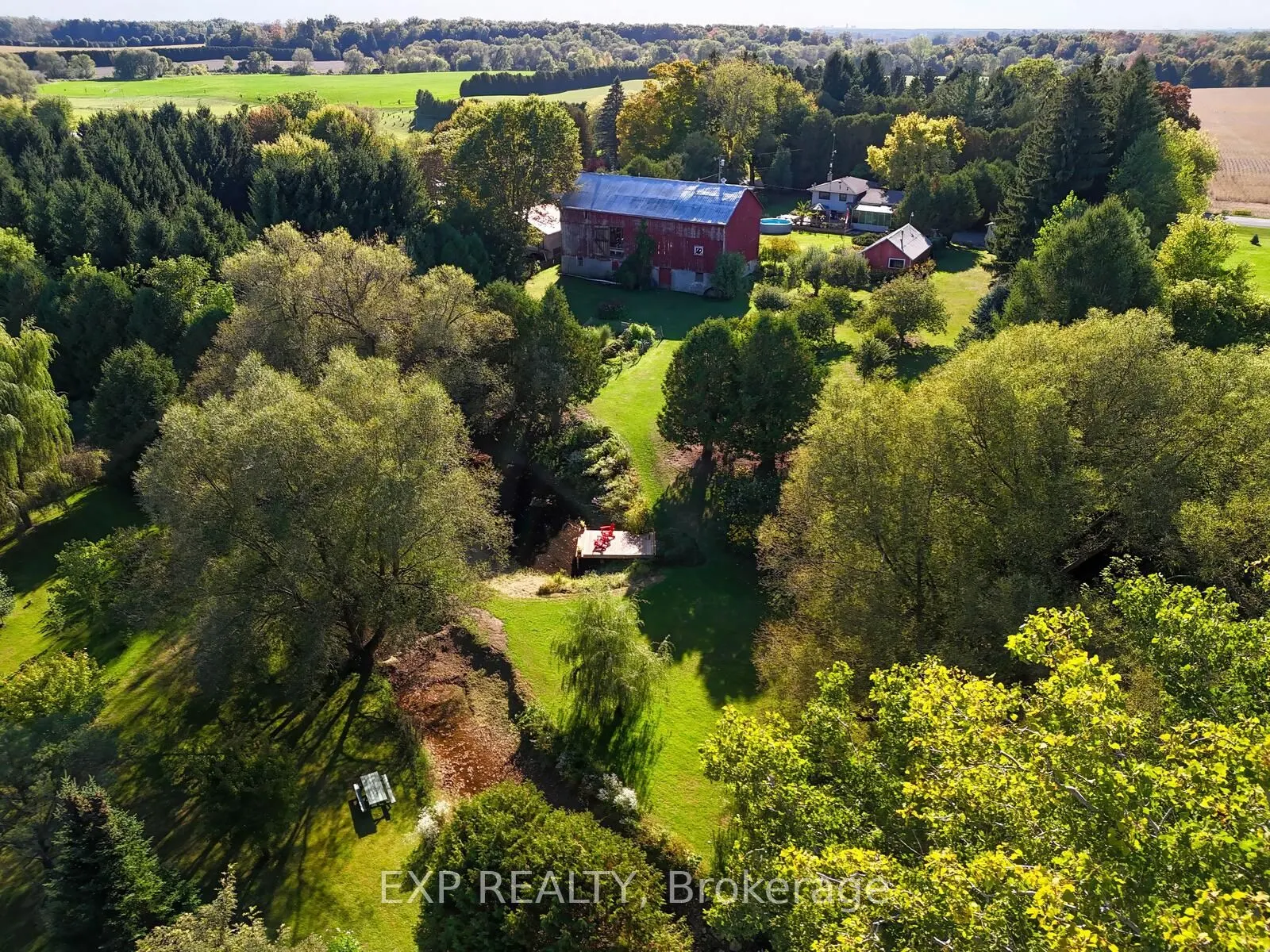 5558 Cobble Hill Road