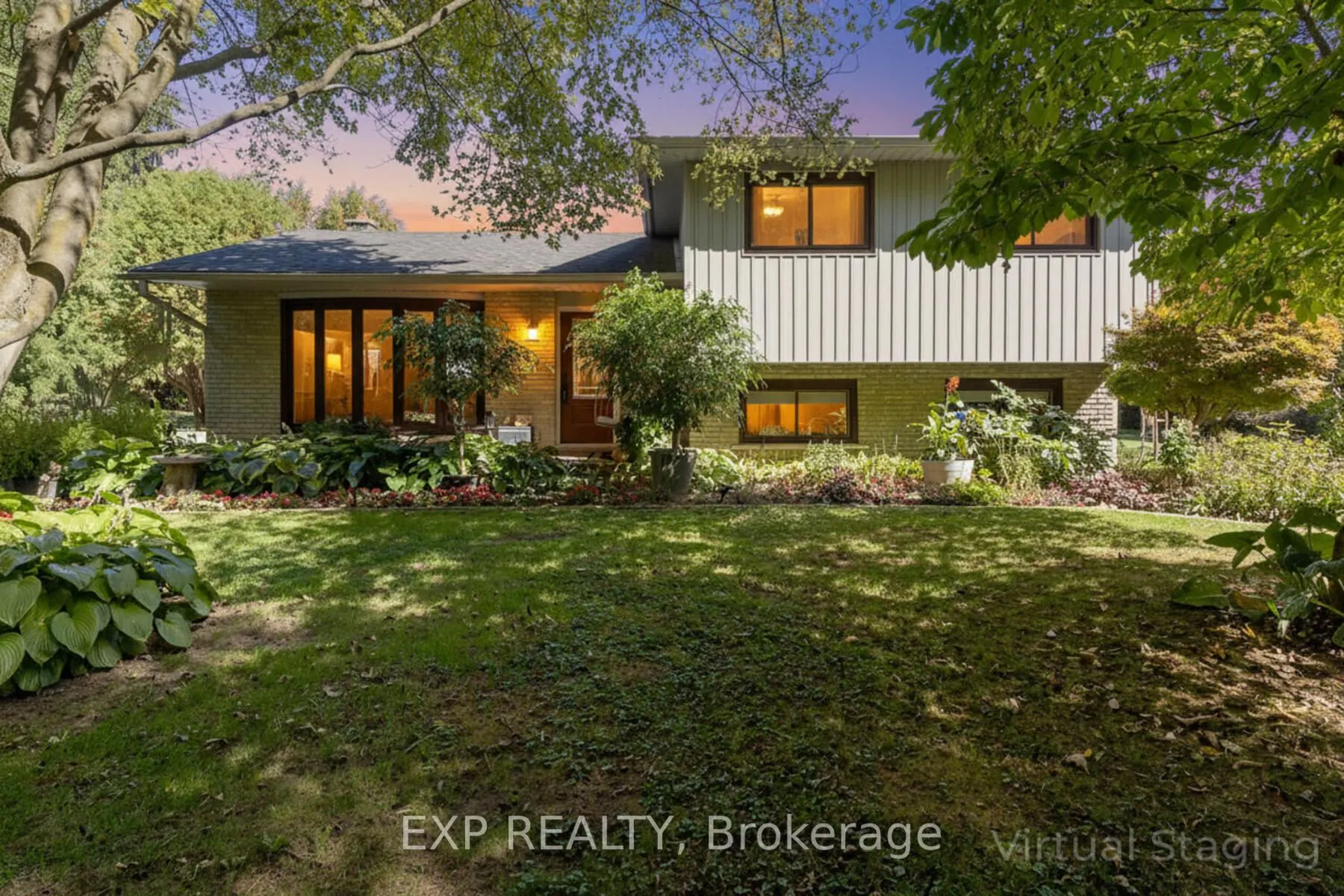 5558 Cobble Hill Road