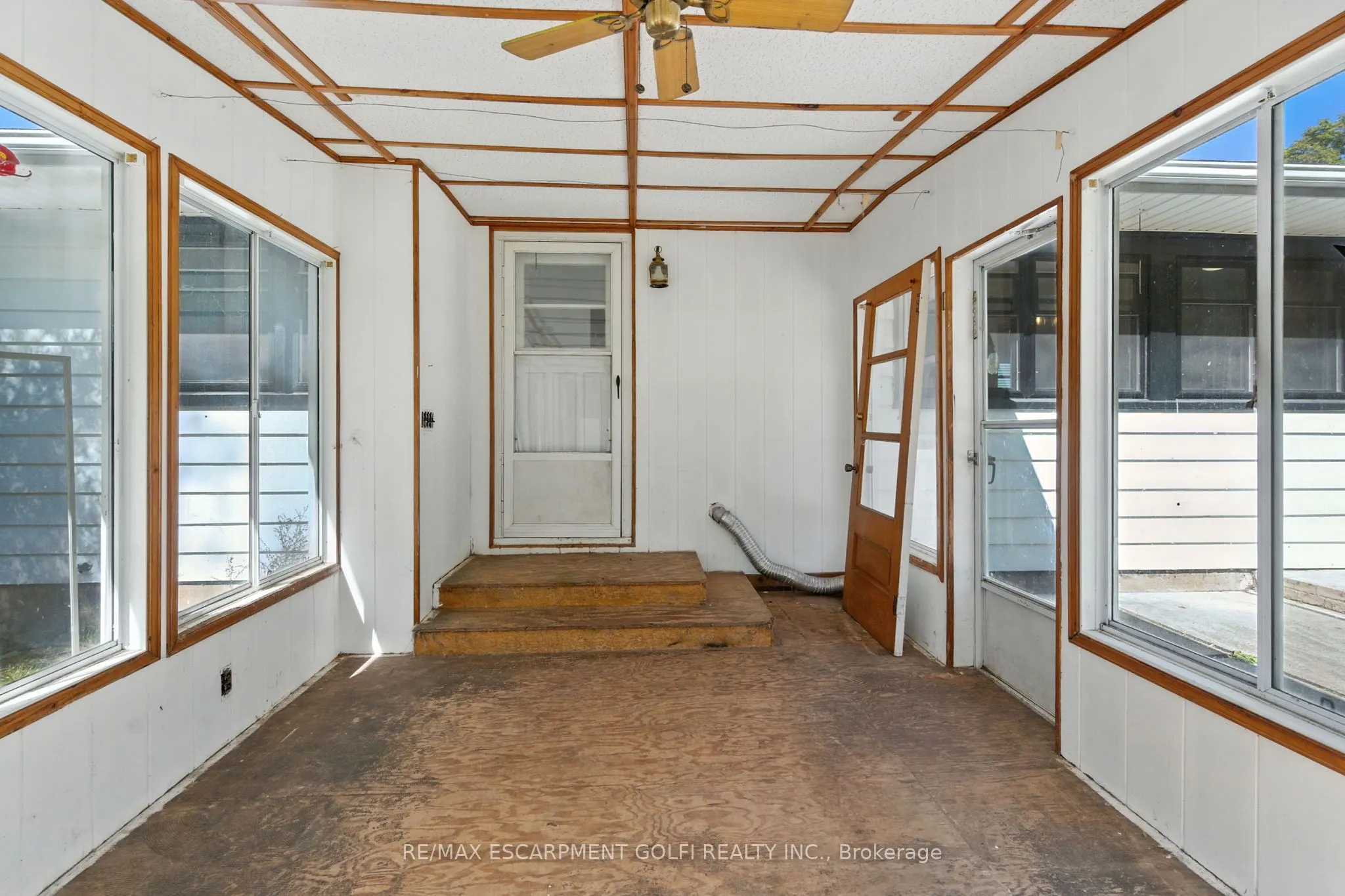 2949 Garrison Road