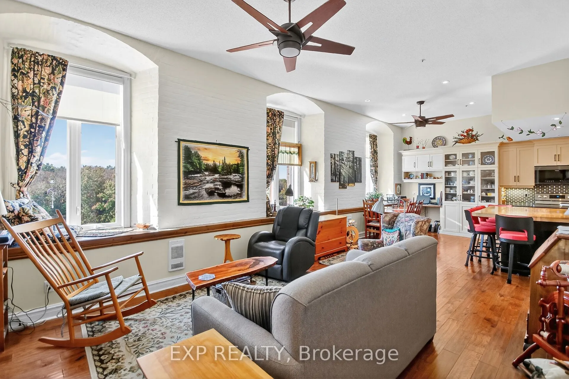 1 Rosamond Street E, #408