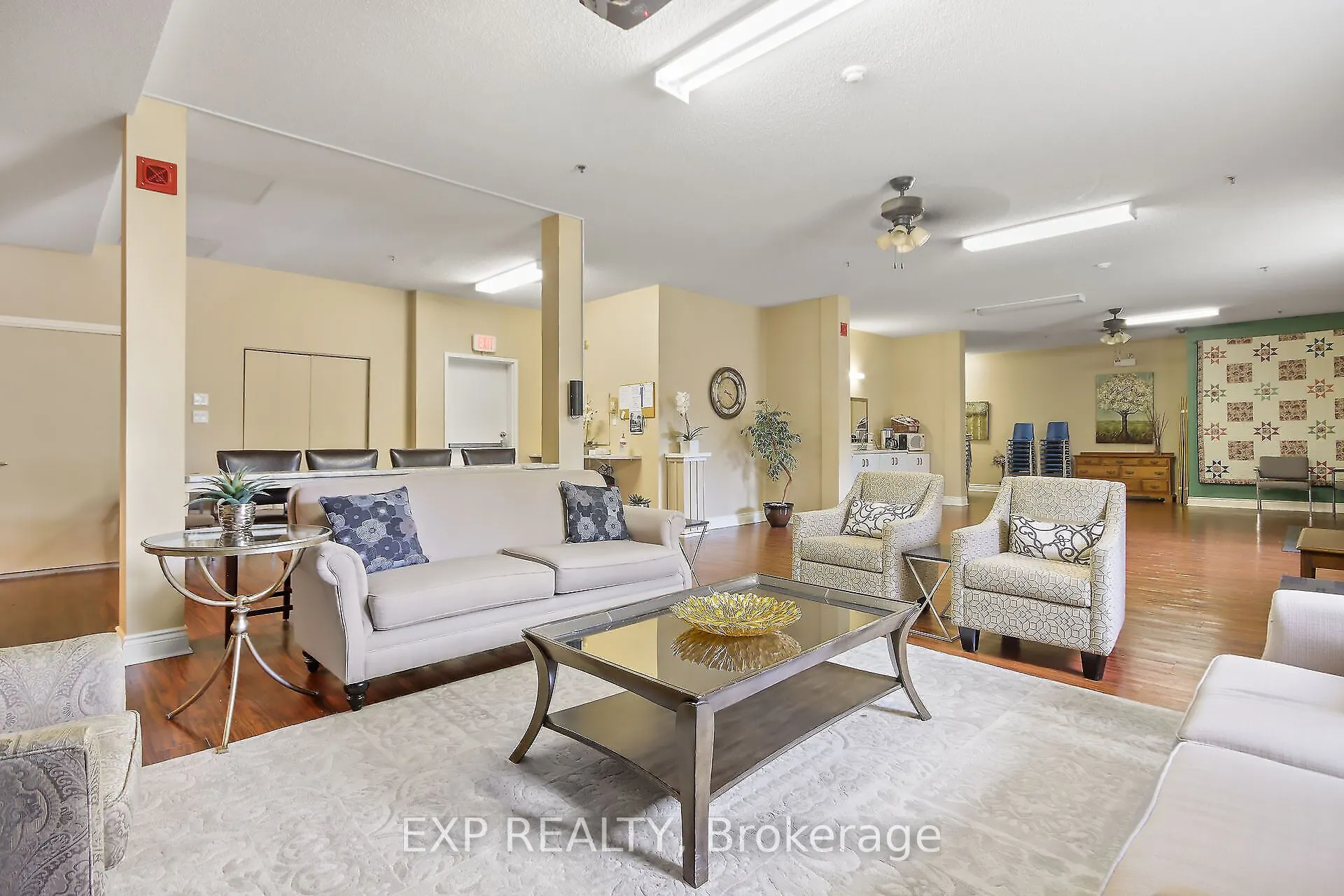 1 Rosamond Street E, #408