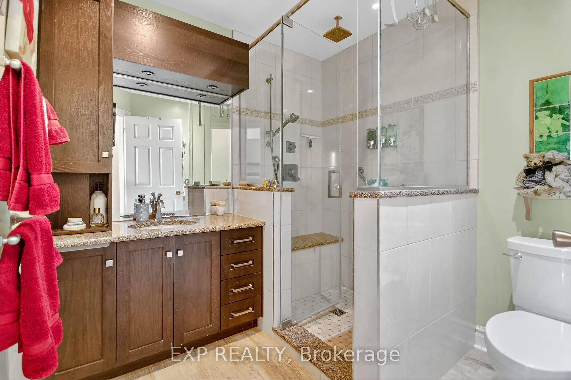 1 Rosamond Street E, #408