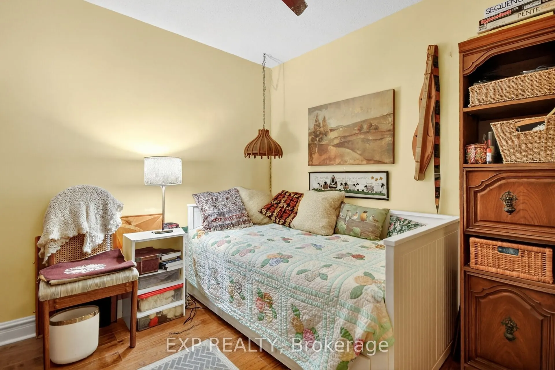 1 Rosamond Street E, #408
