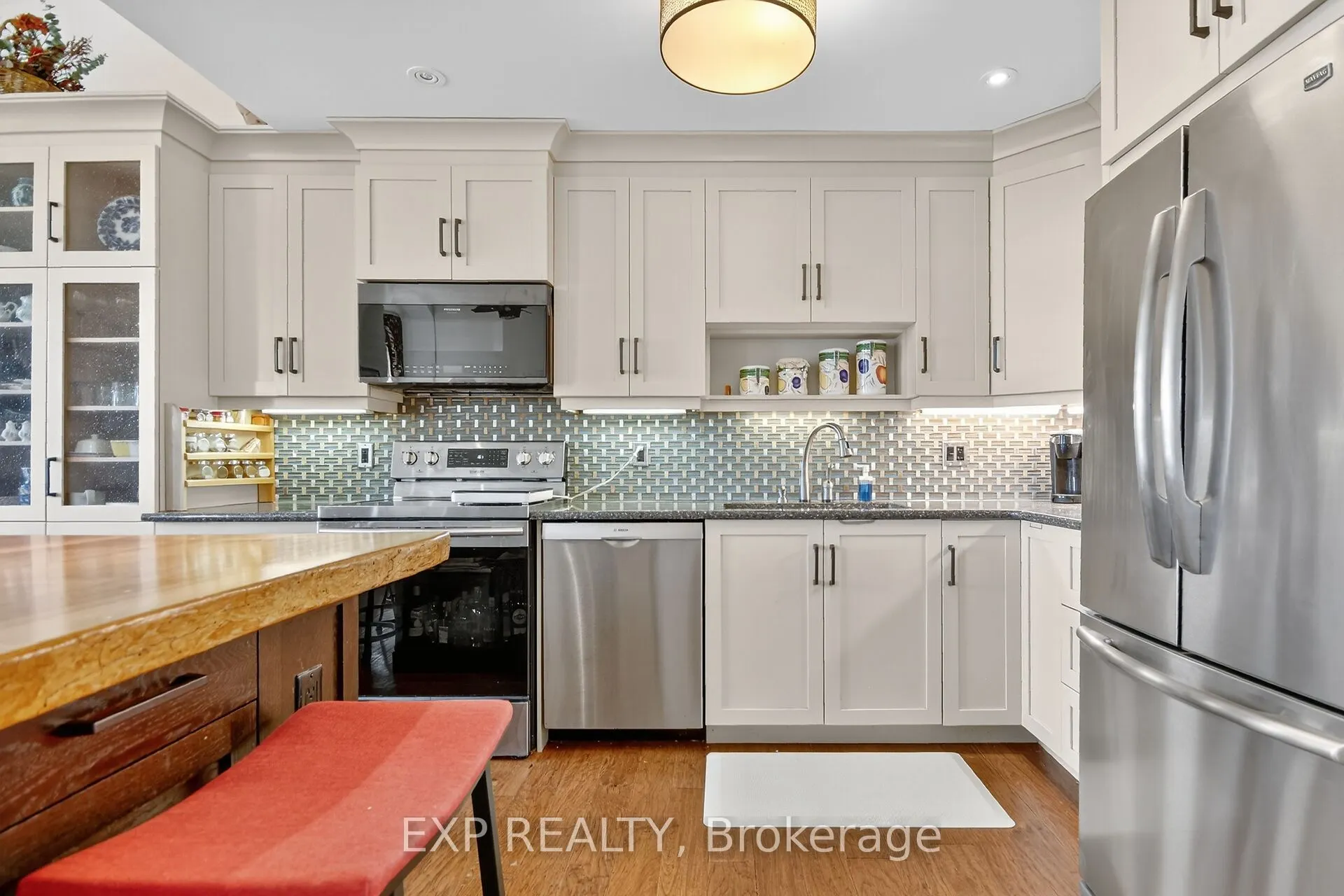 1 Rosamond Street E, #408