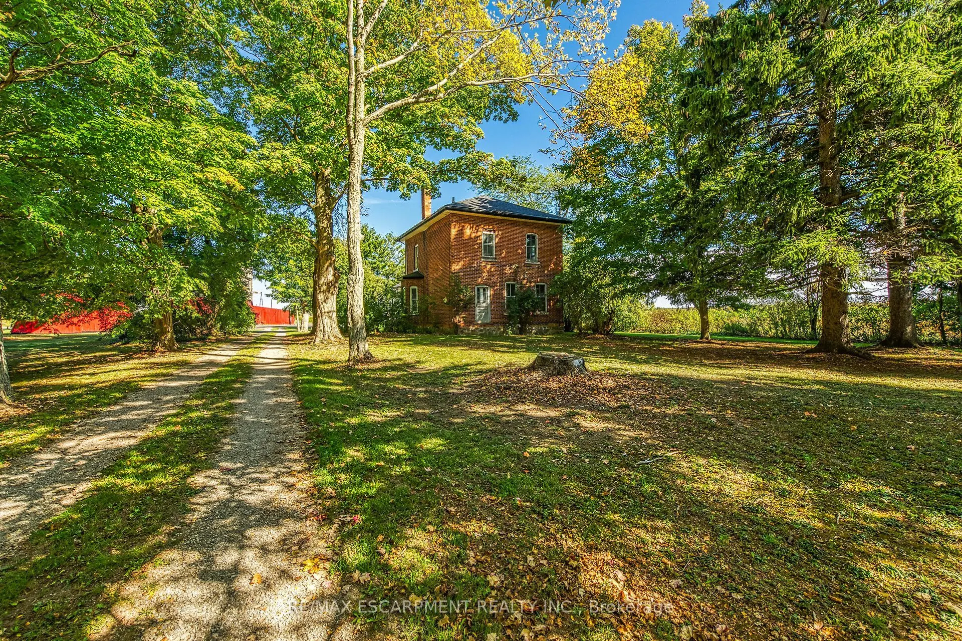 534 Haldimand Road 32