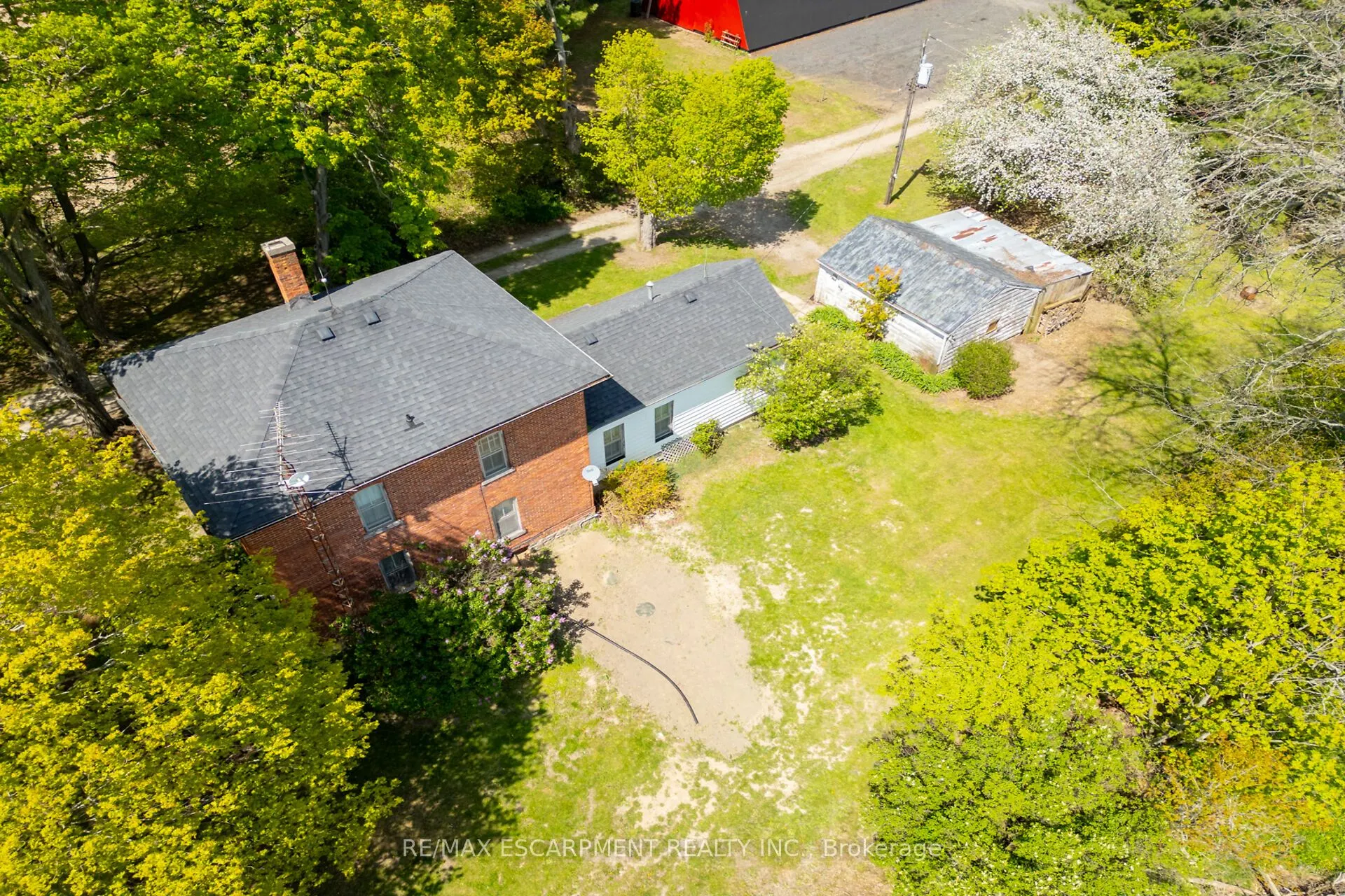 534 Haldimand Road 32