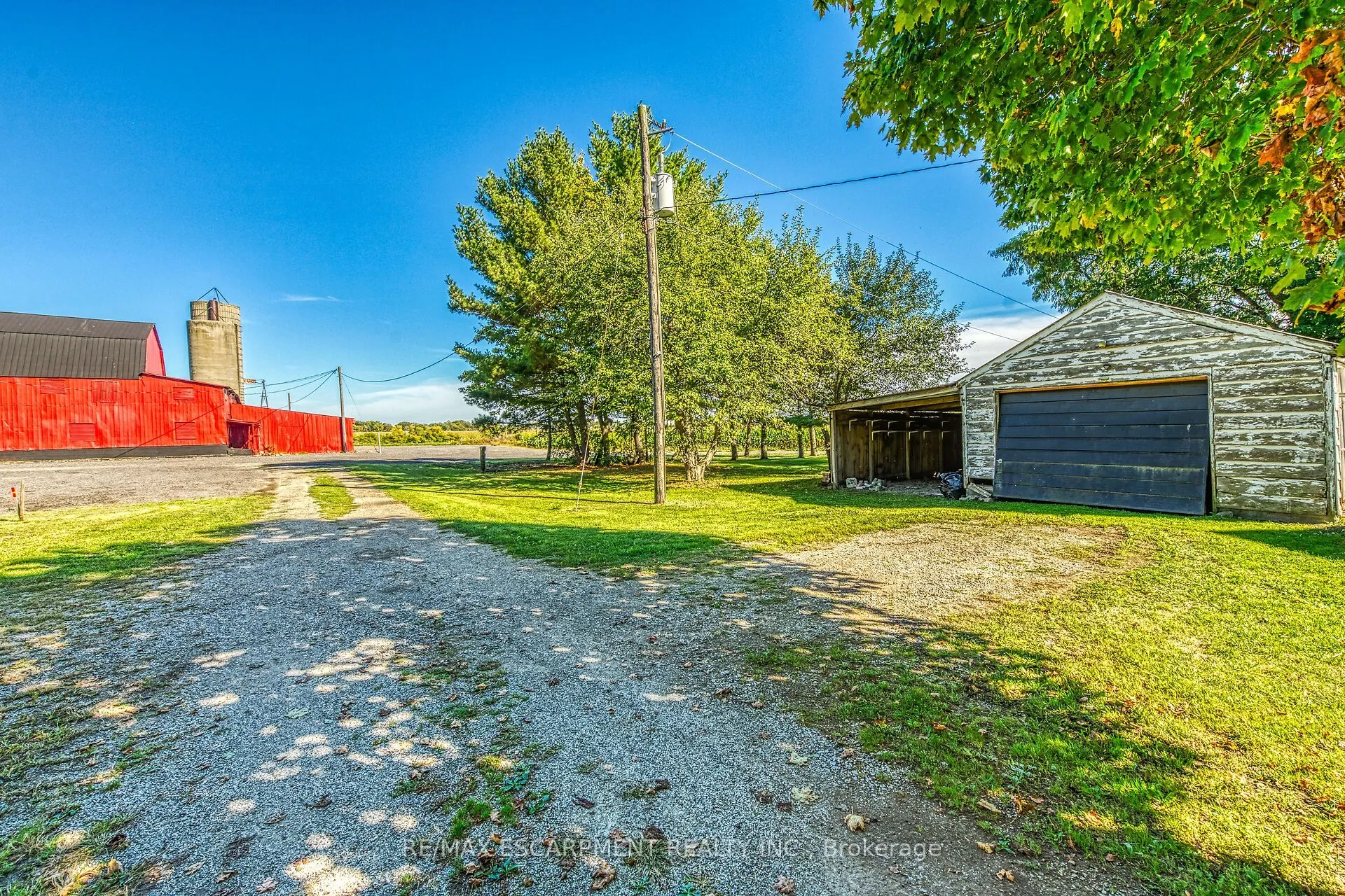 534 Haldimand Road 32