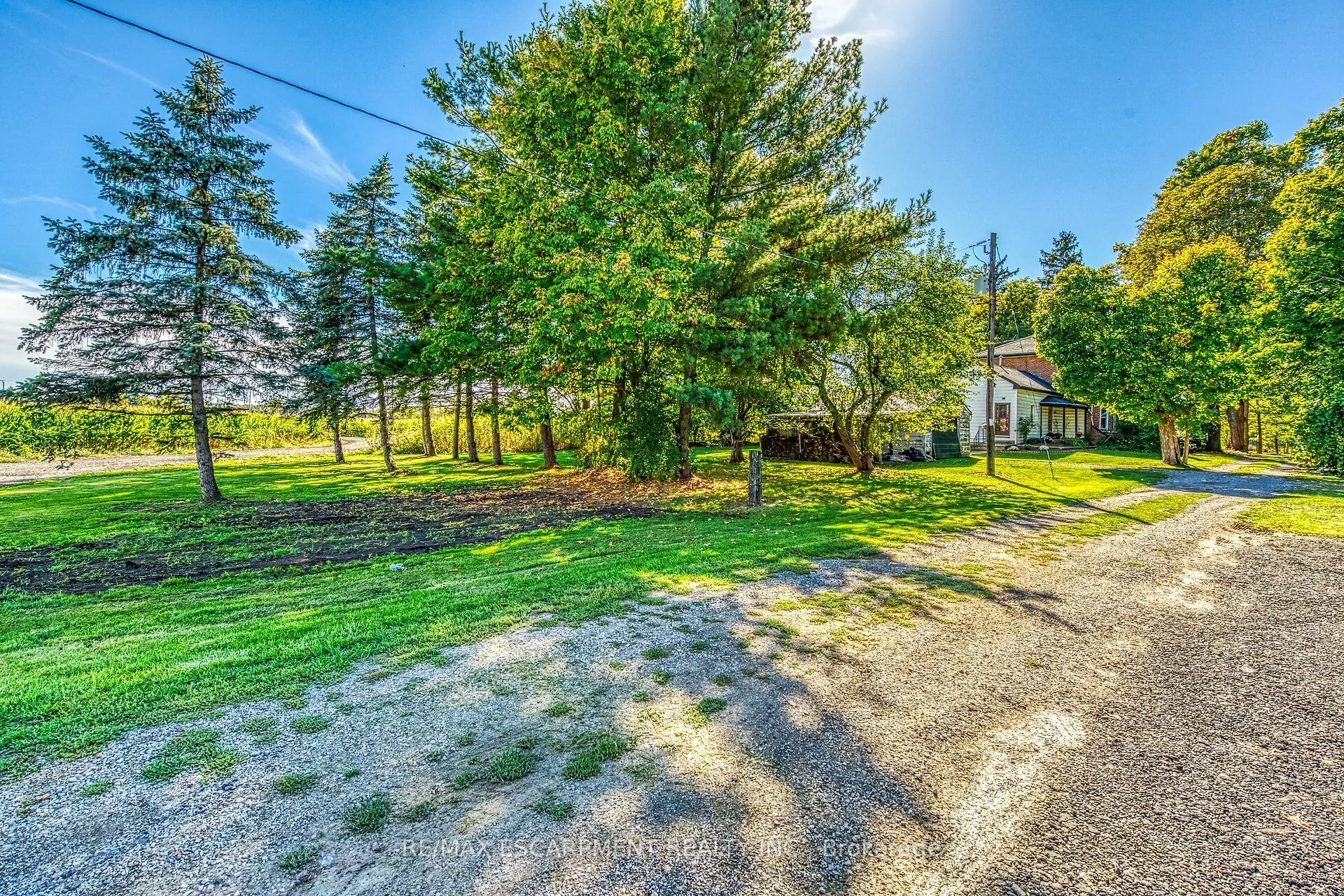 534 Haldimand Road 32