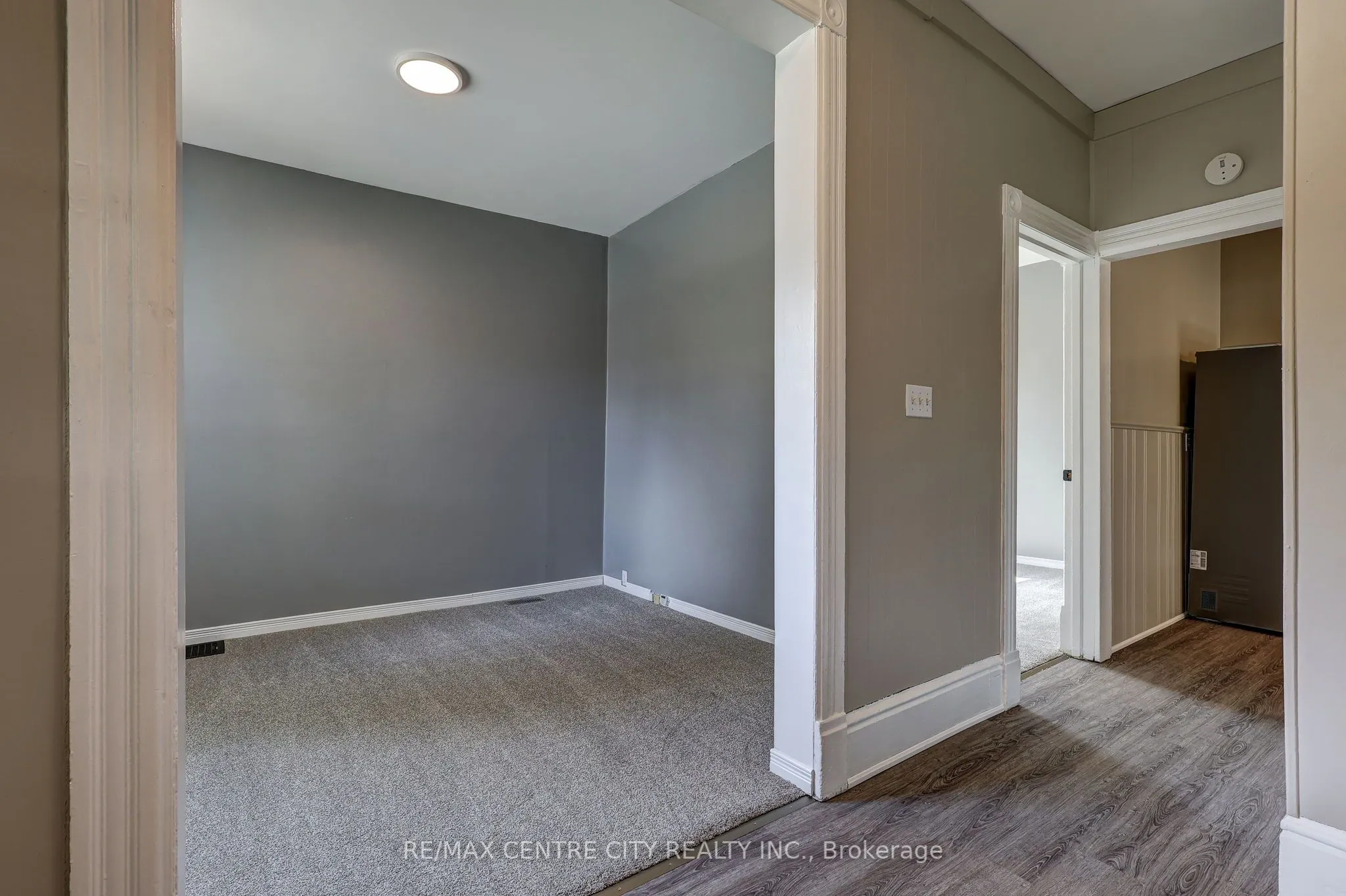 16 Woodworth Avenue
