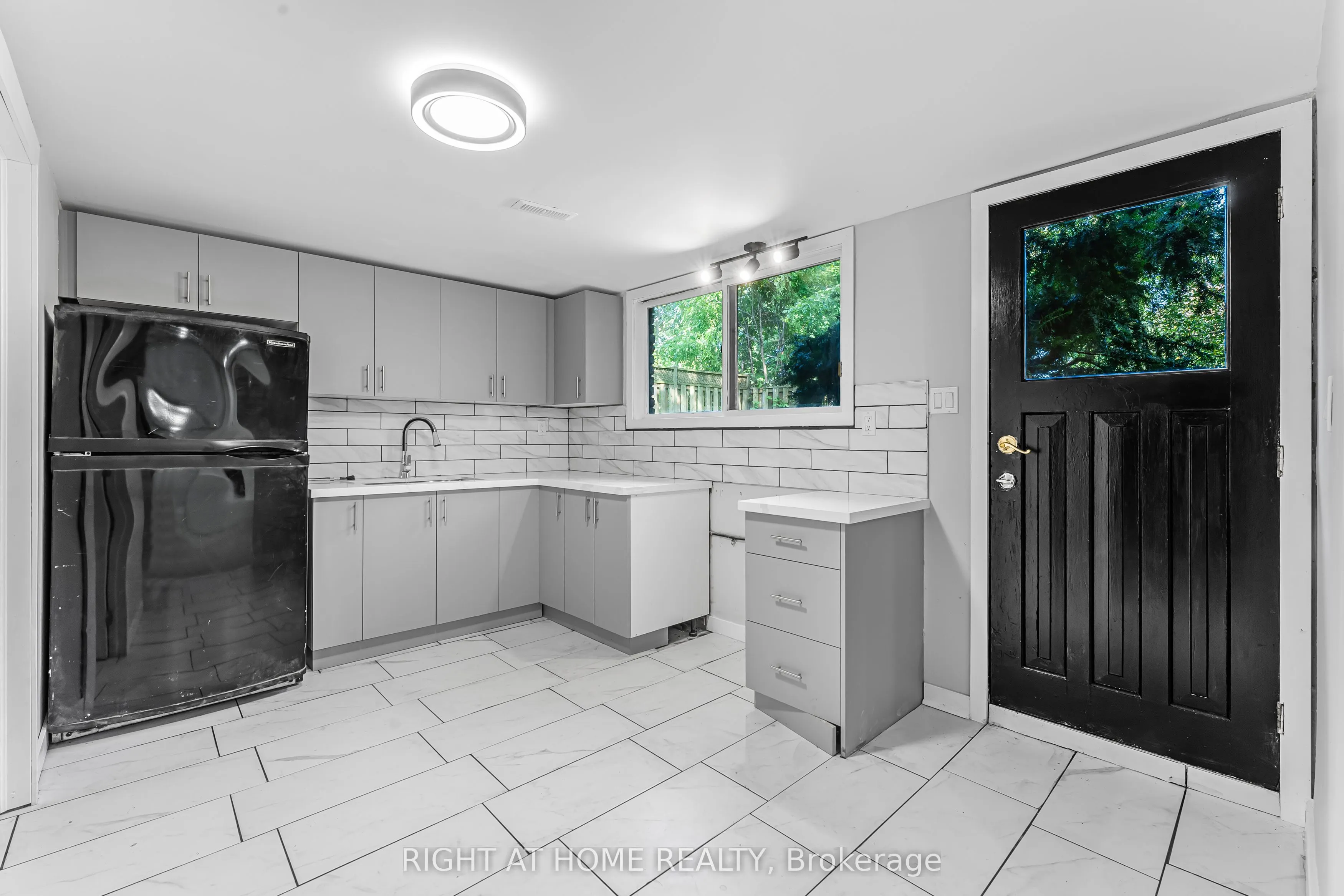 335 William Street