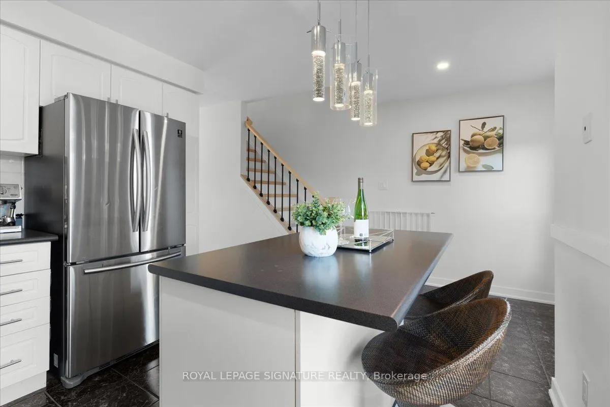 384 Limeridge Road E, #11