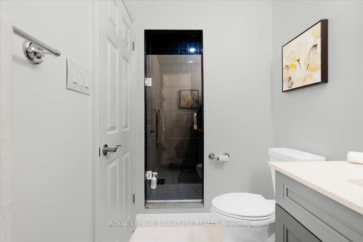 384 Limeridge Road E, #11