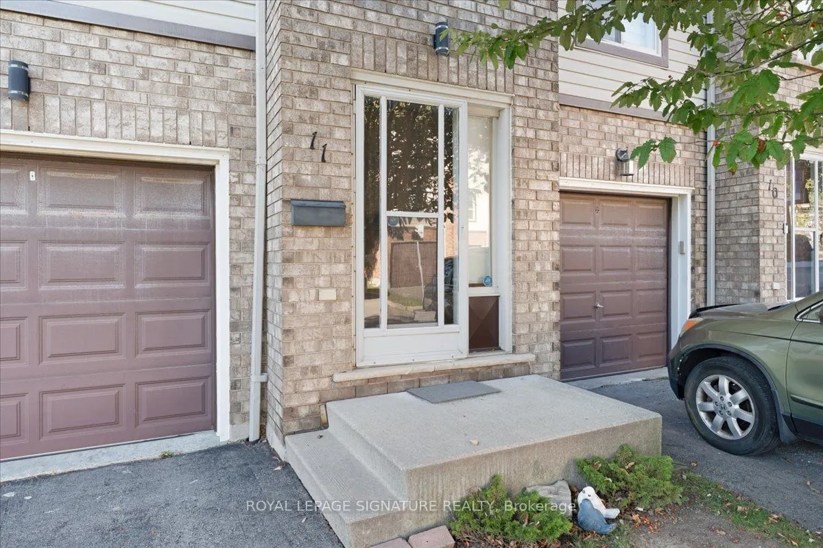 384 Limeridge Road E, #11