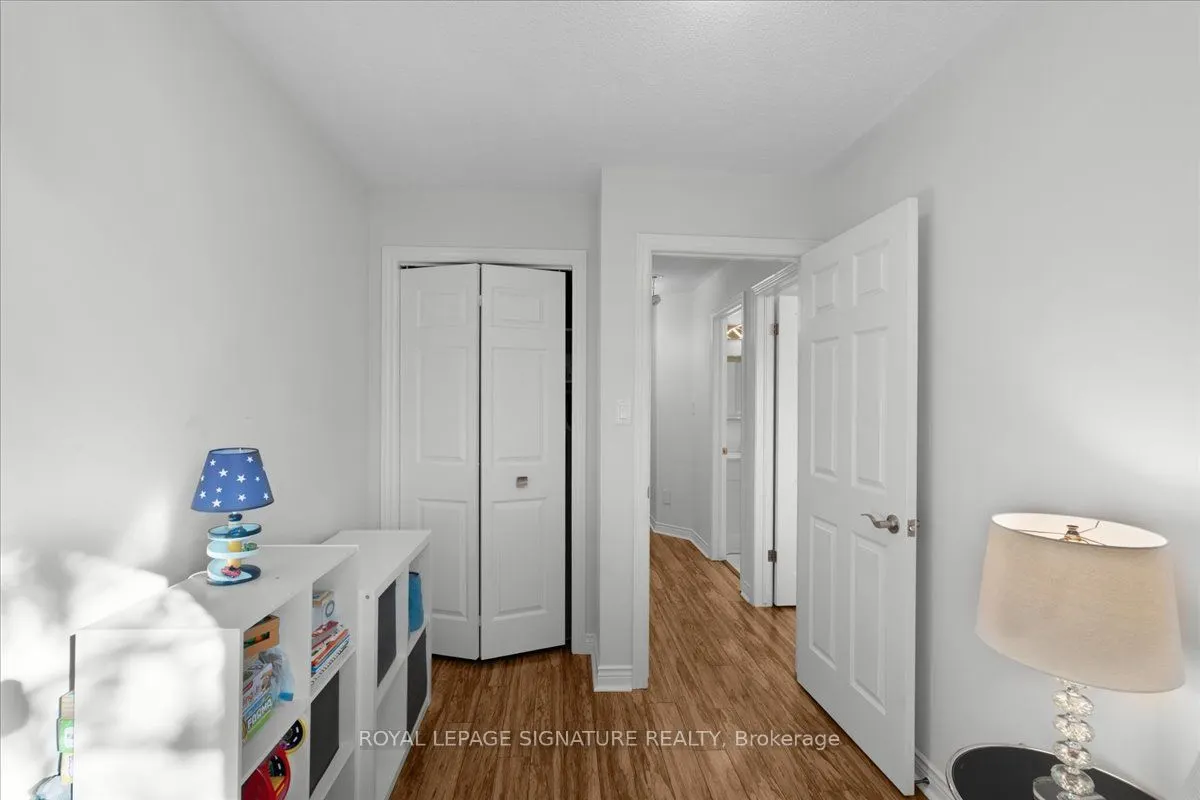 384 Limeridge Road E, #11