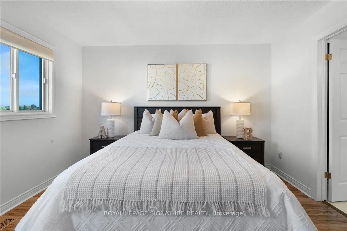 384 Limeridge Road E, #11
