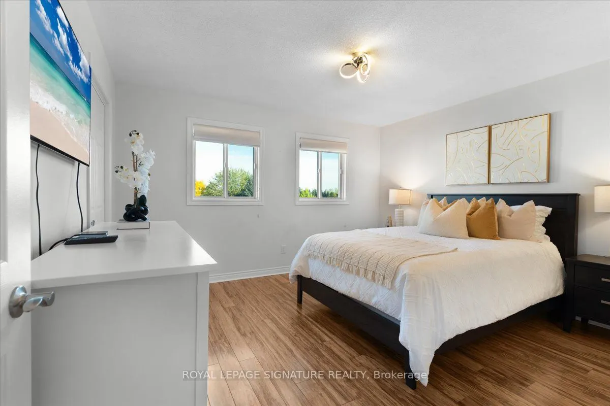 384 Limeridge Road E, #11