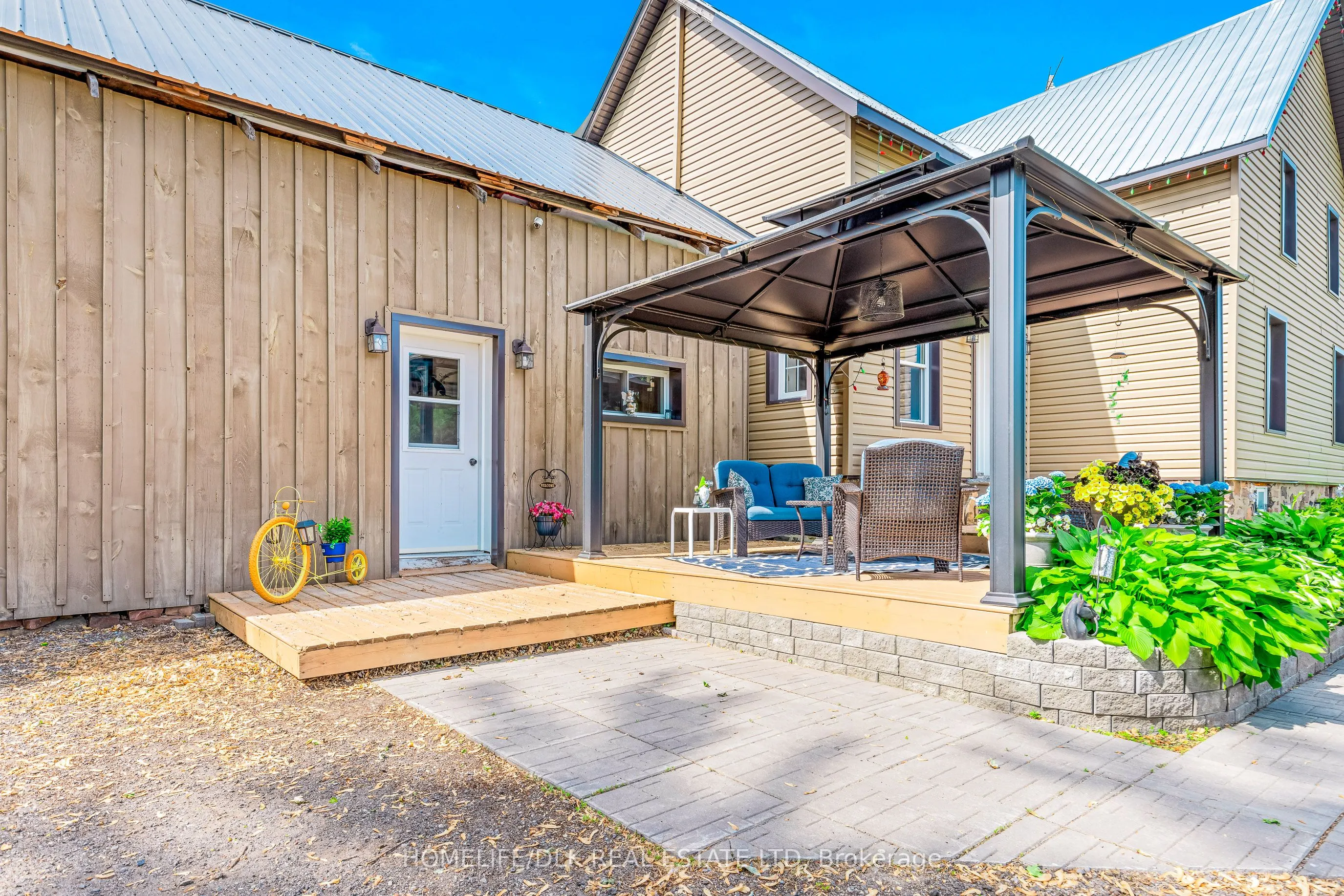 316 Townline Road W
