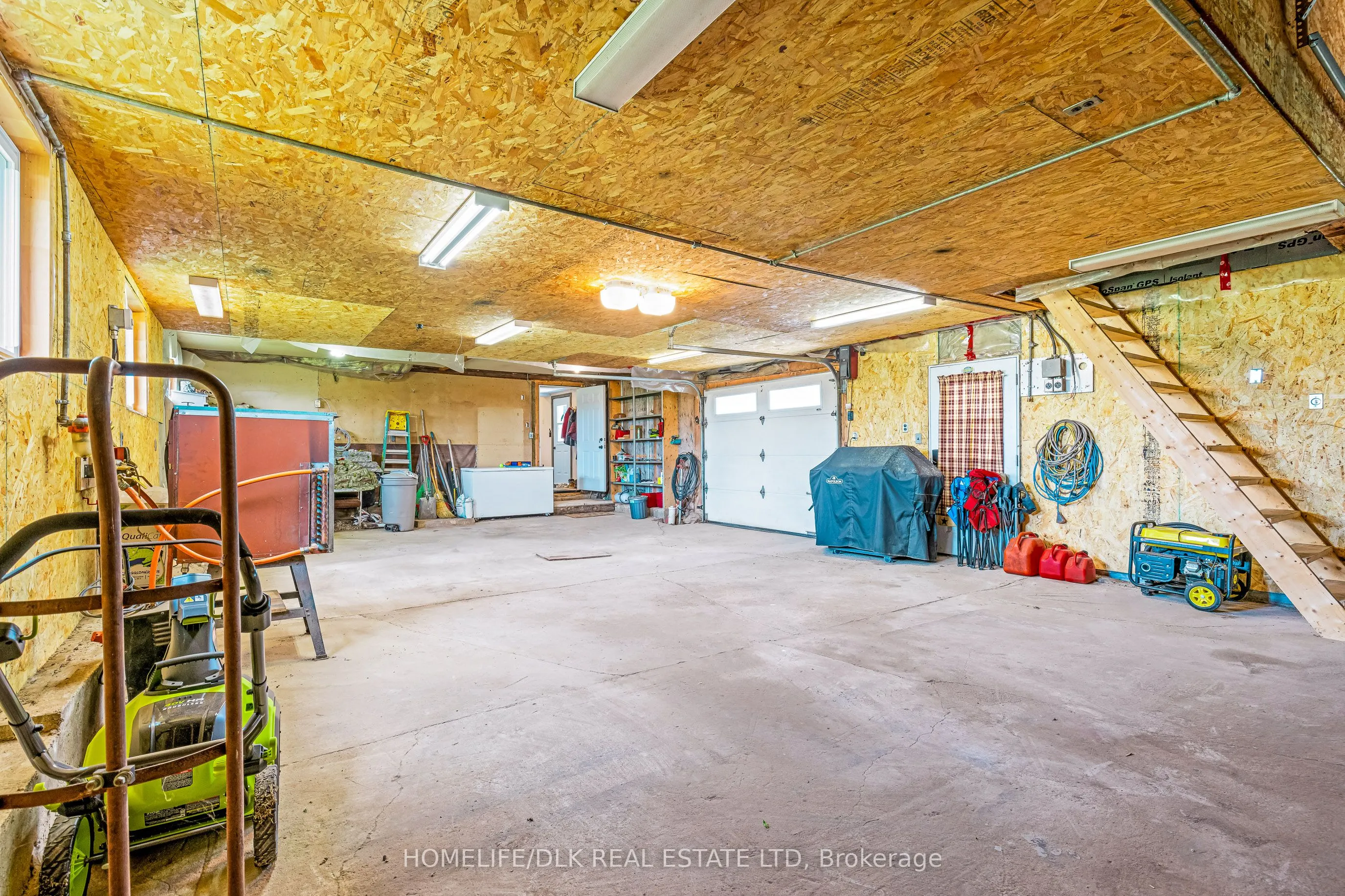 316 Townline Road W