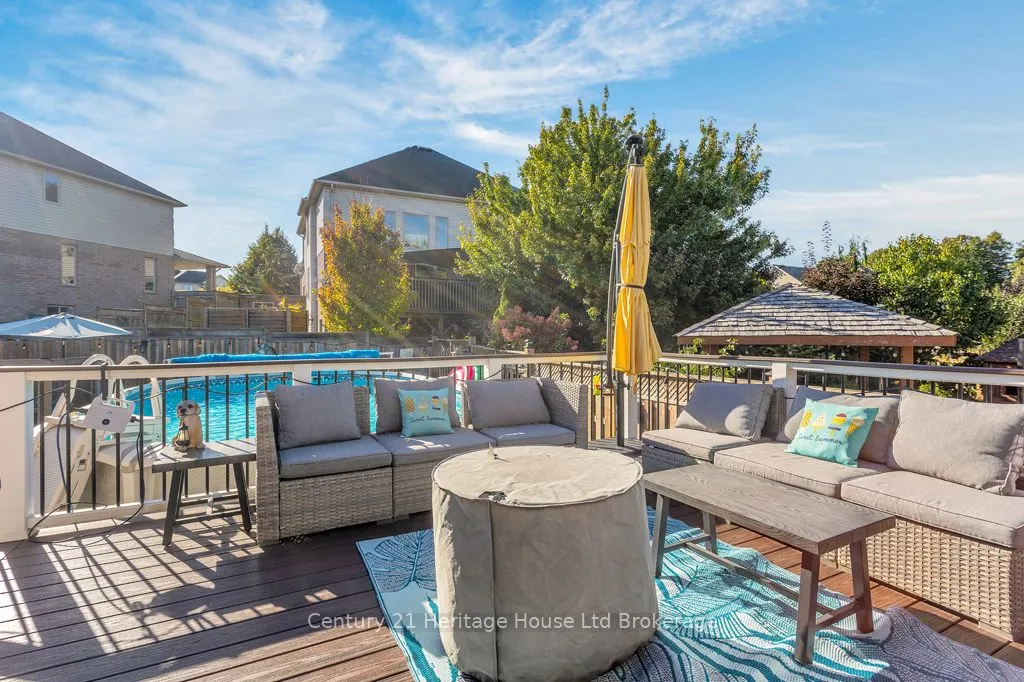 447 Alan Crescent