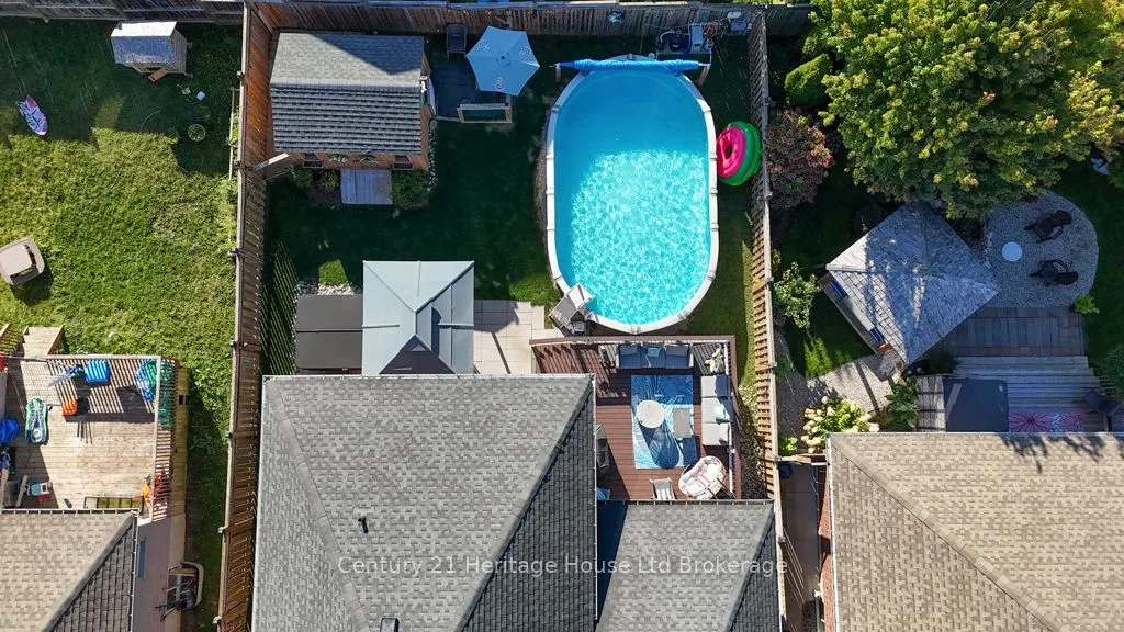 447 Alan Crescent