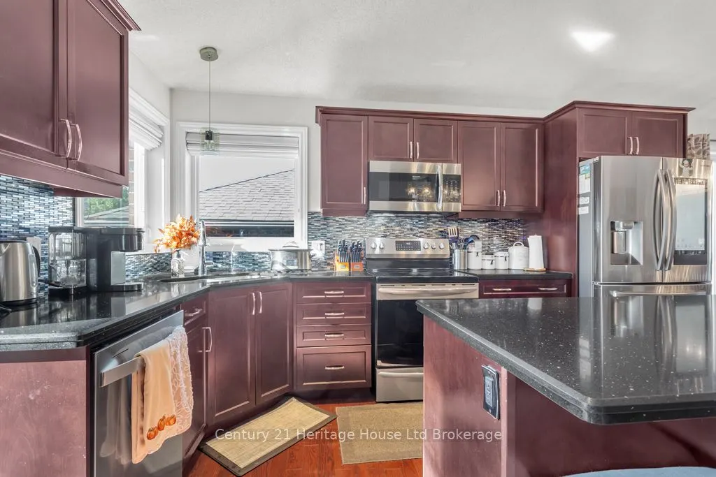 447 Alan Crescent