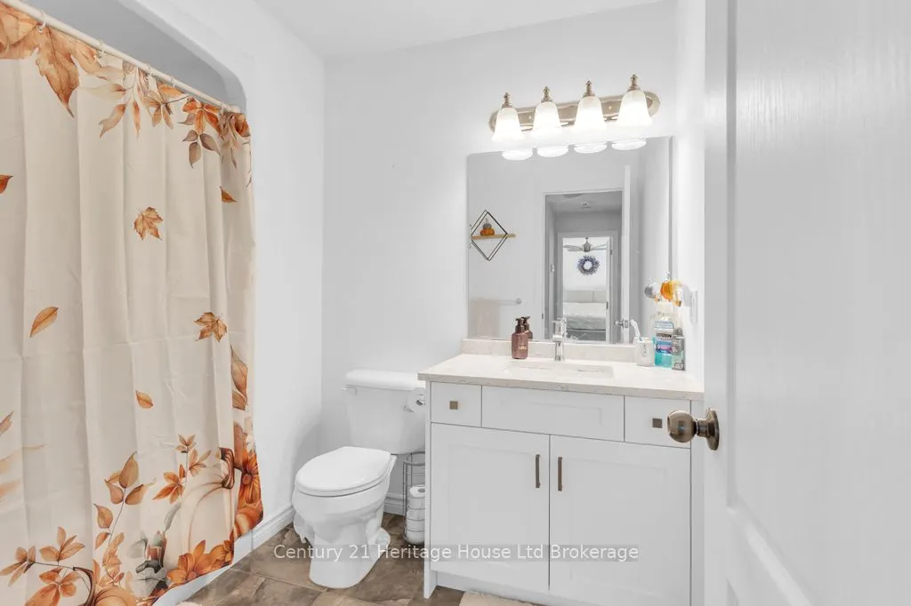 447 Alan Crescent