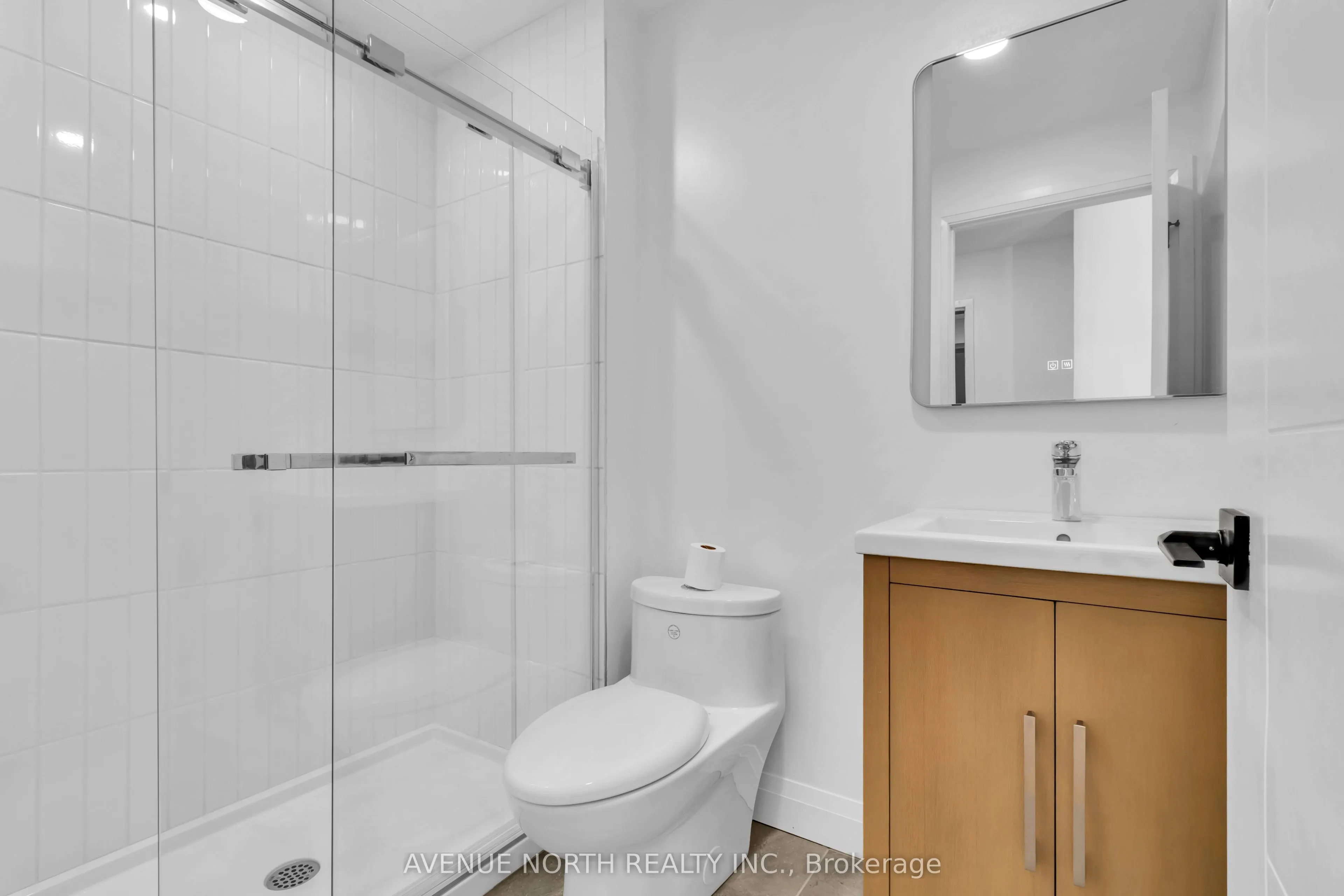 368 Tweedsmuir Avenue, #302