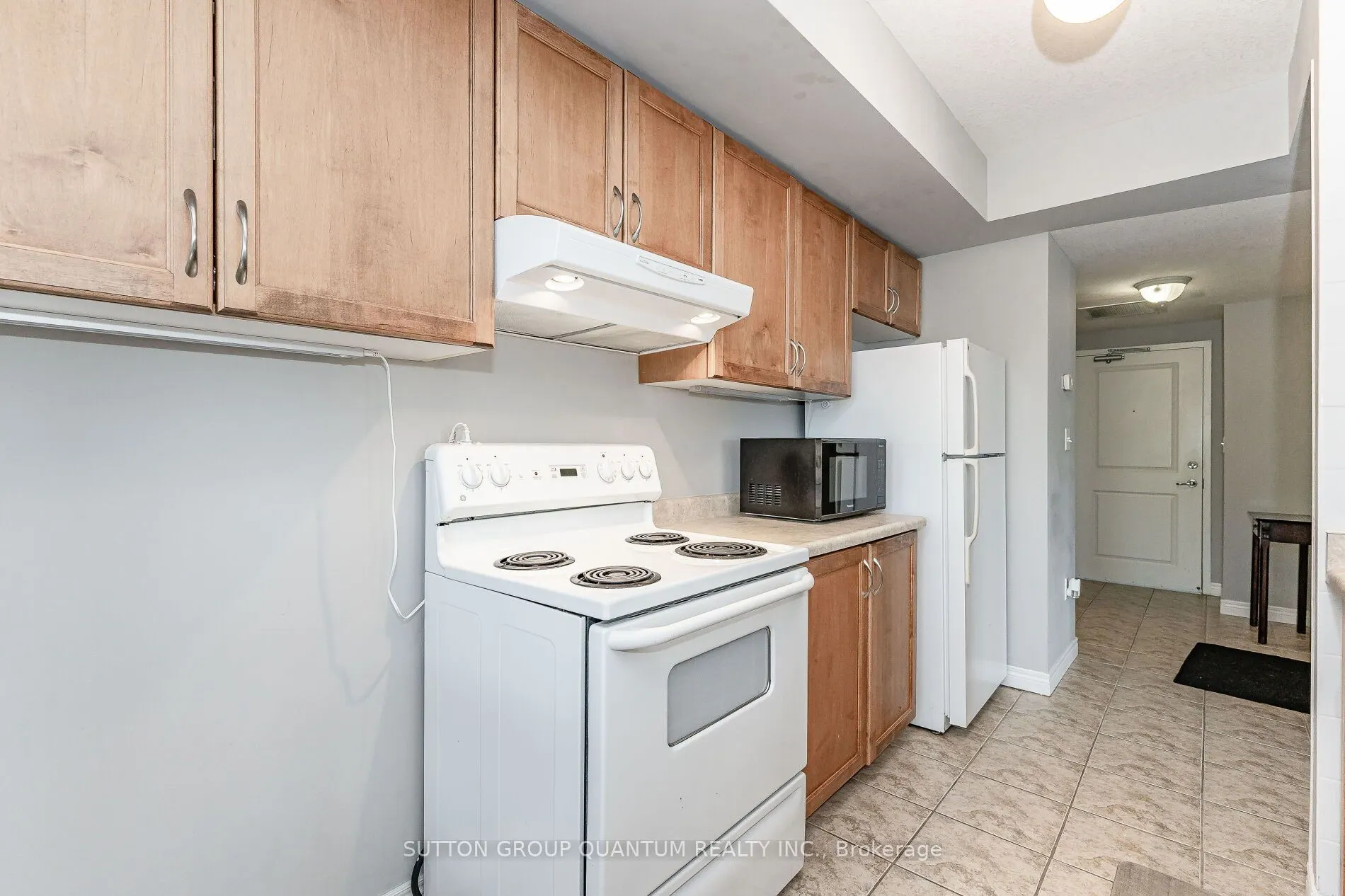 56 Kerman Avenue S, #313