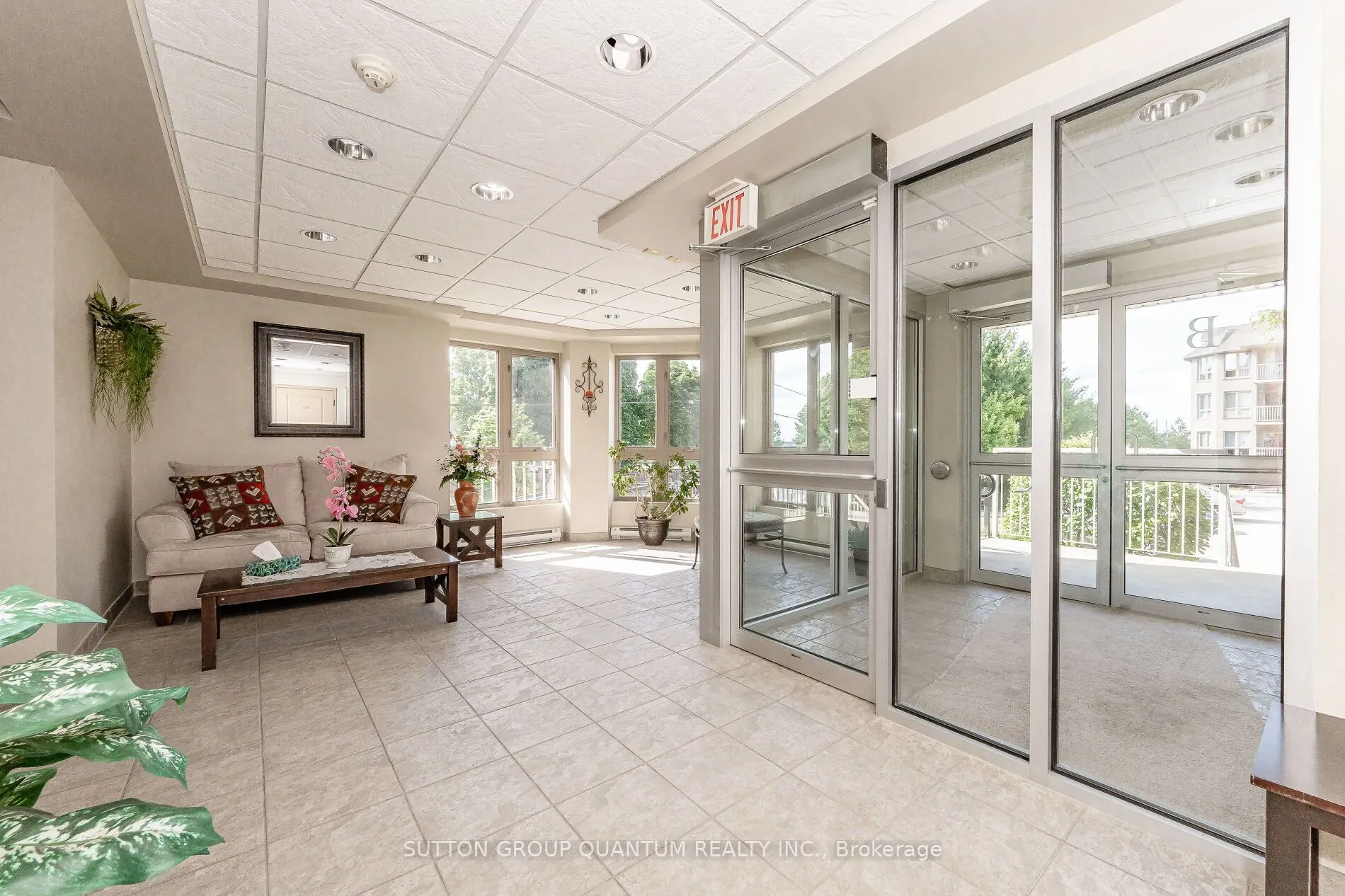 56 Kerman Avenue S, #313