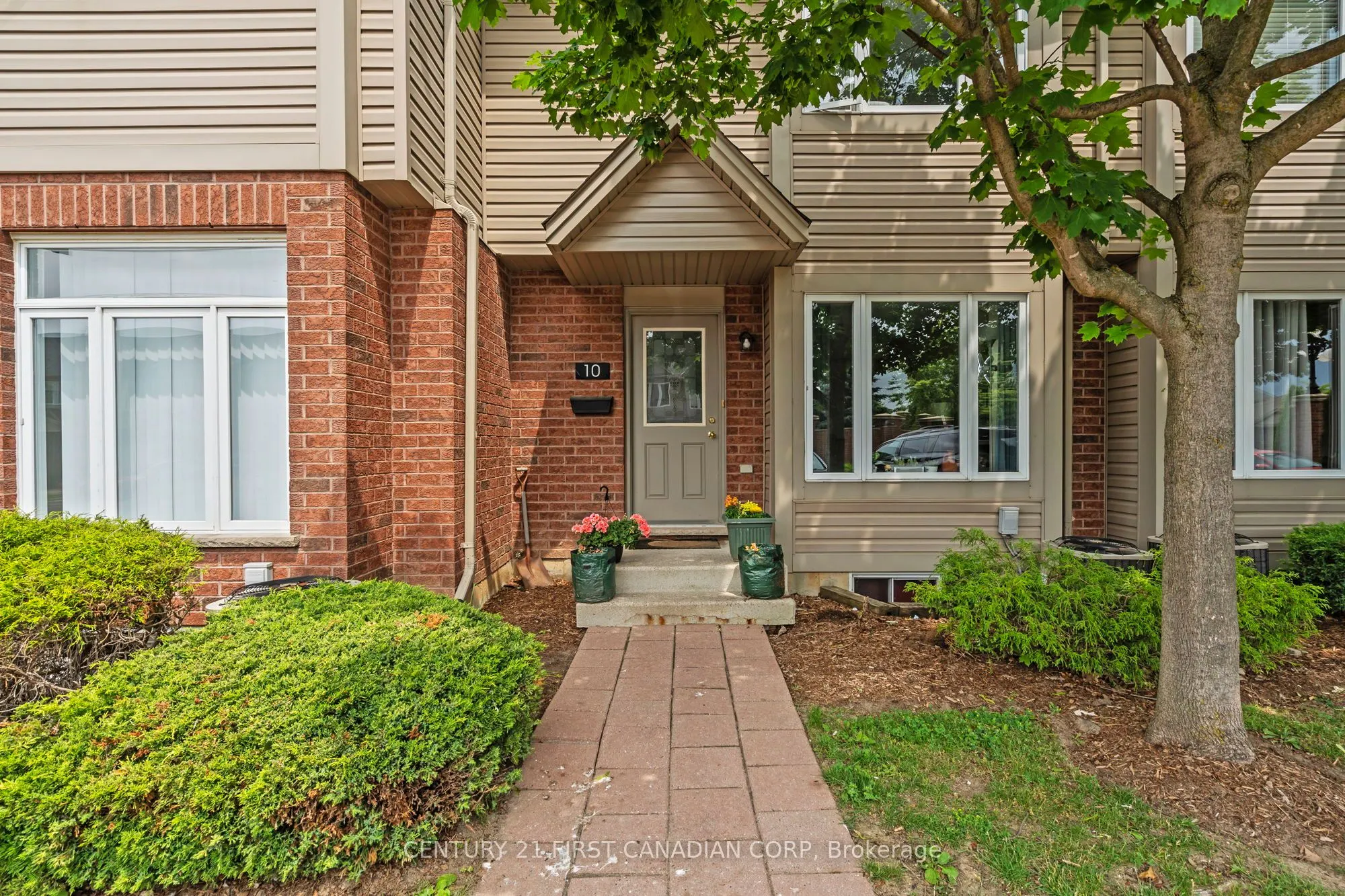 1921 Father Dalton Avenue, #10