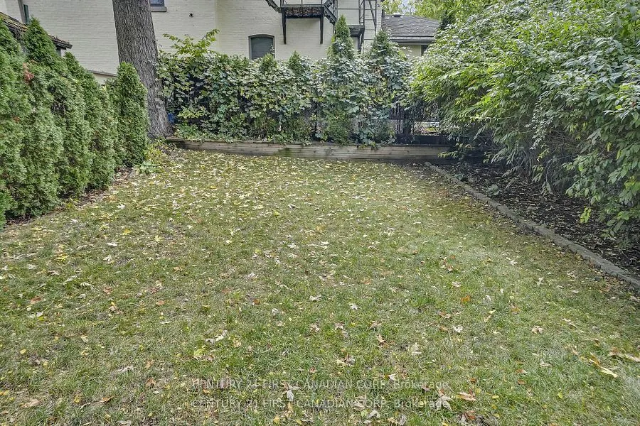 393 Central Avenue