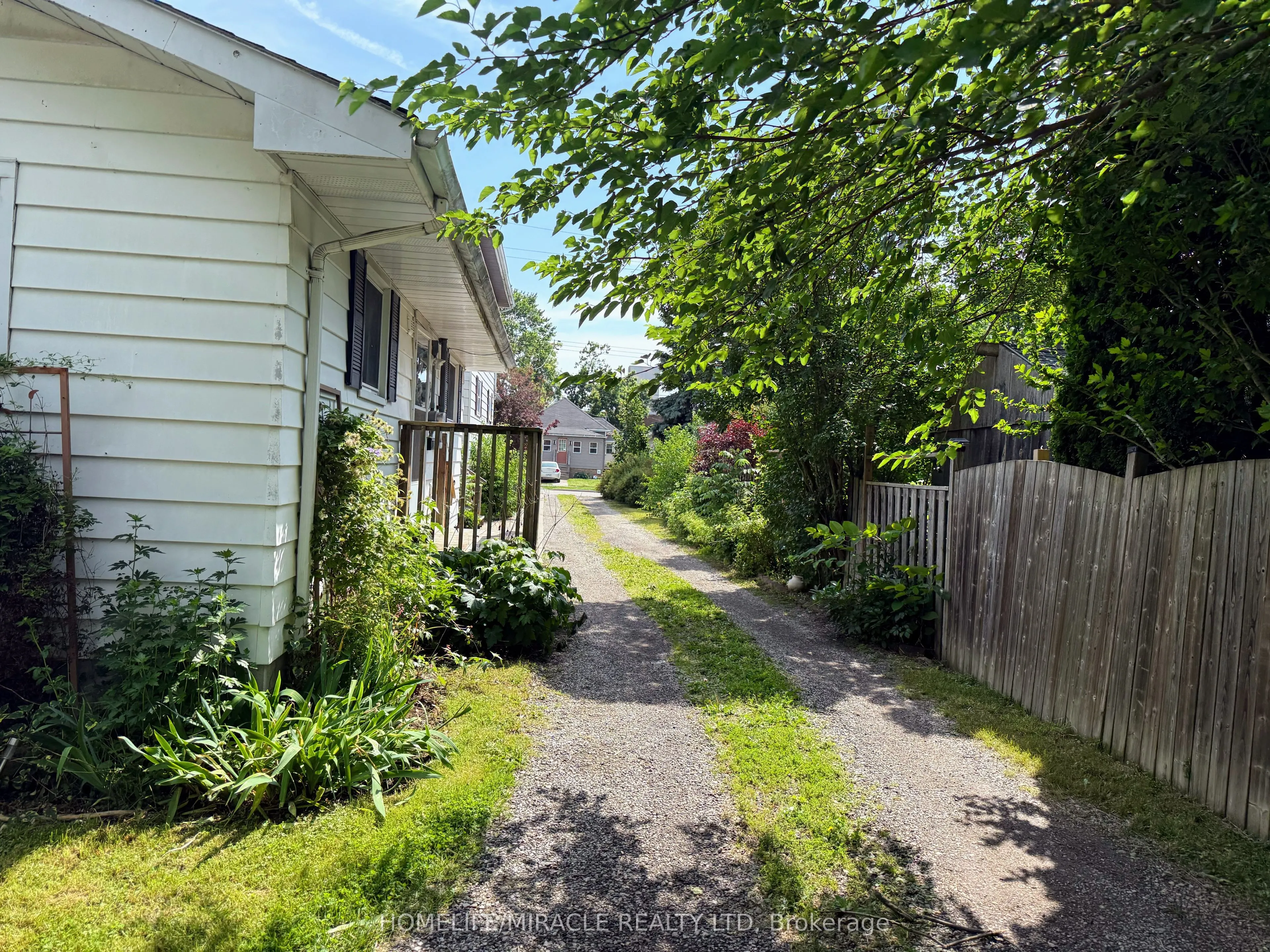 207-209 Inshes Avenue