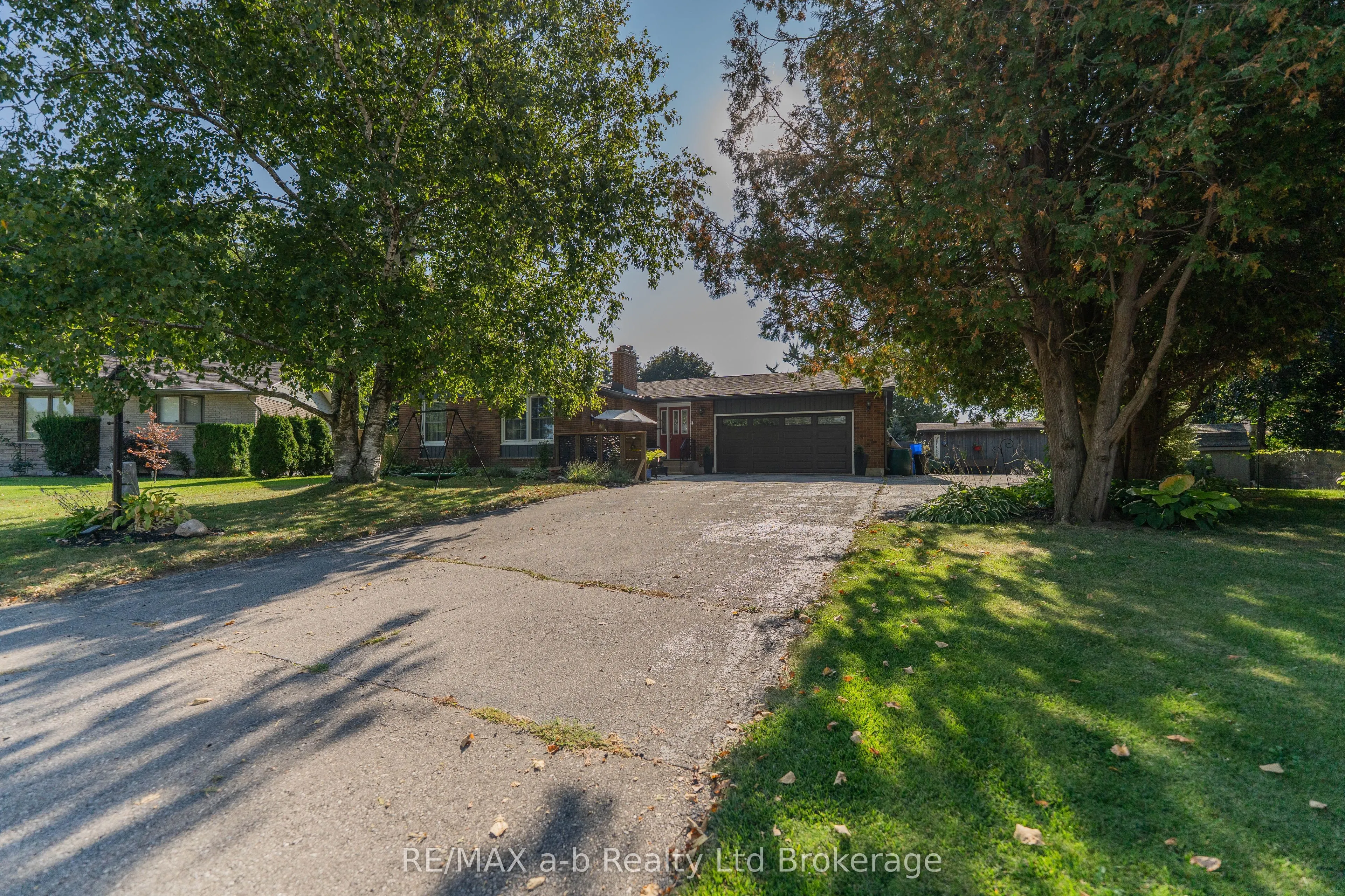 6 Camdon Court