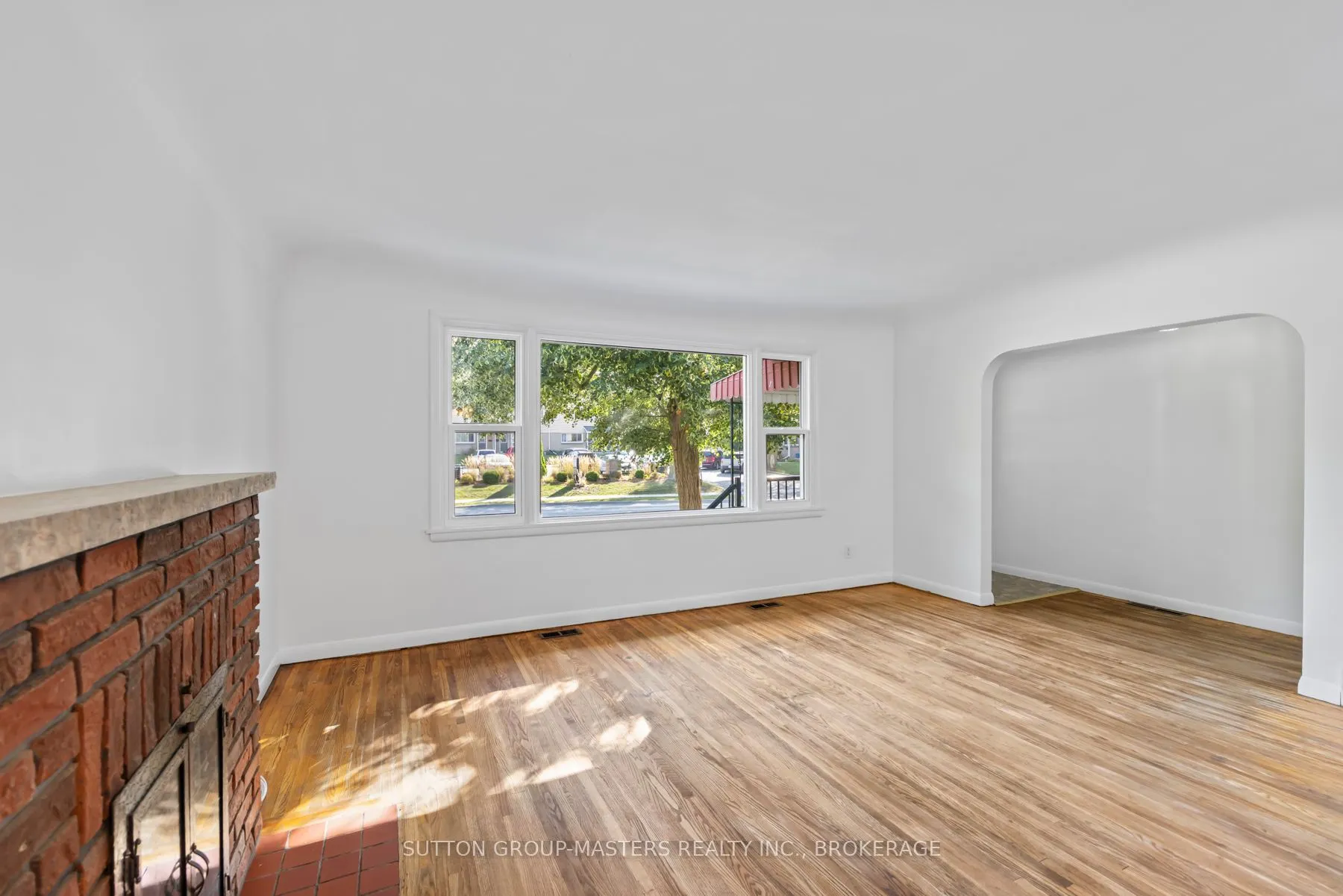 324 Yonge Street