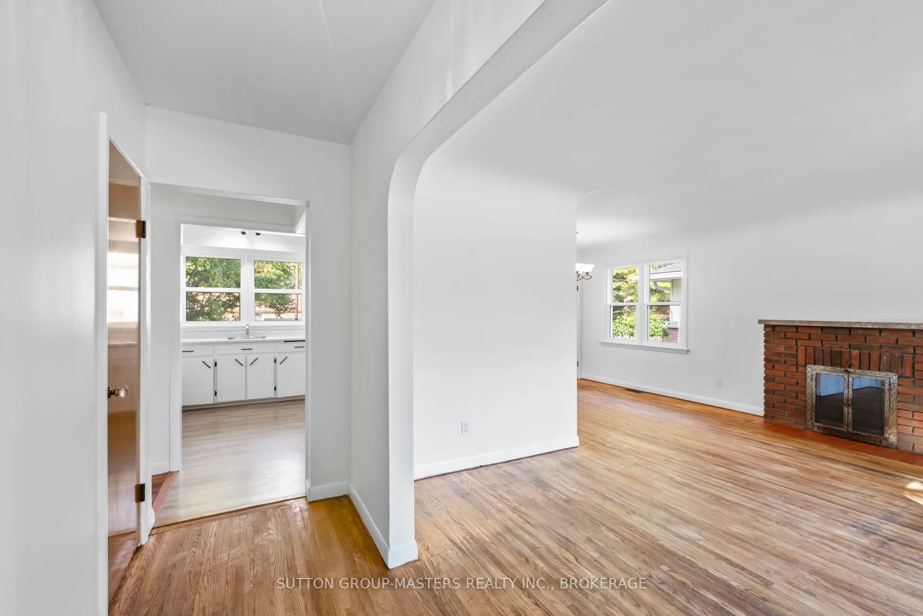324 Yonge Street