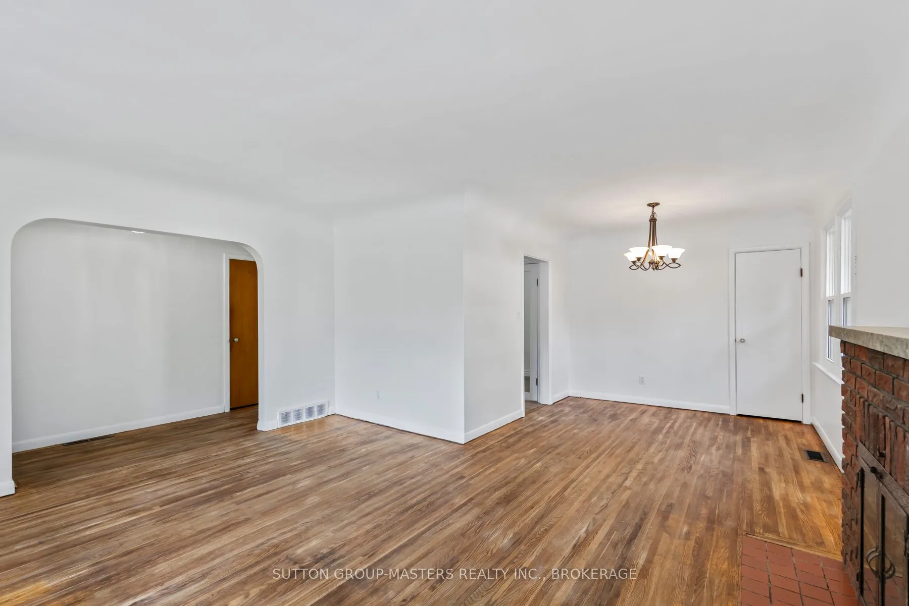 324 Yonge Street