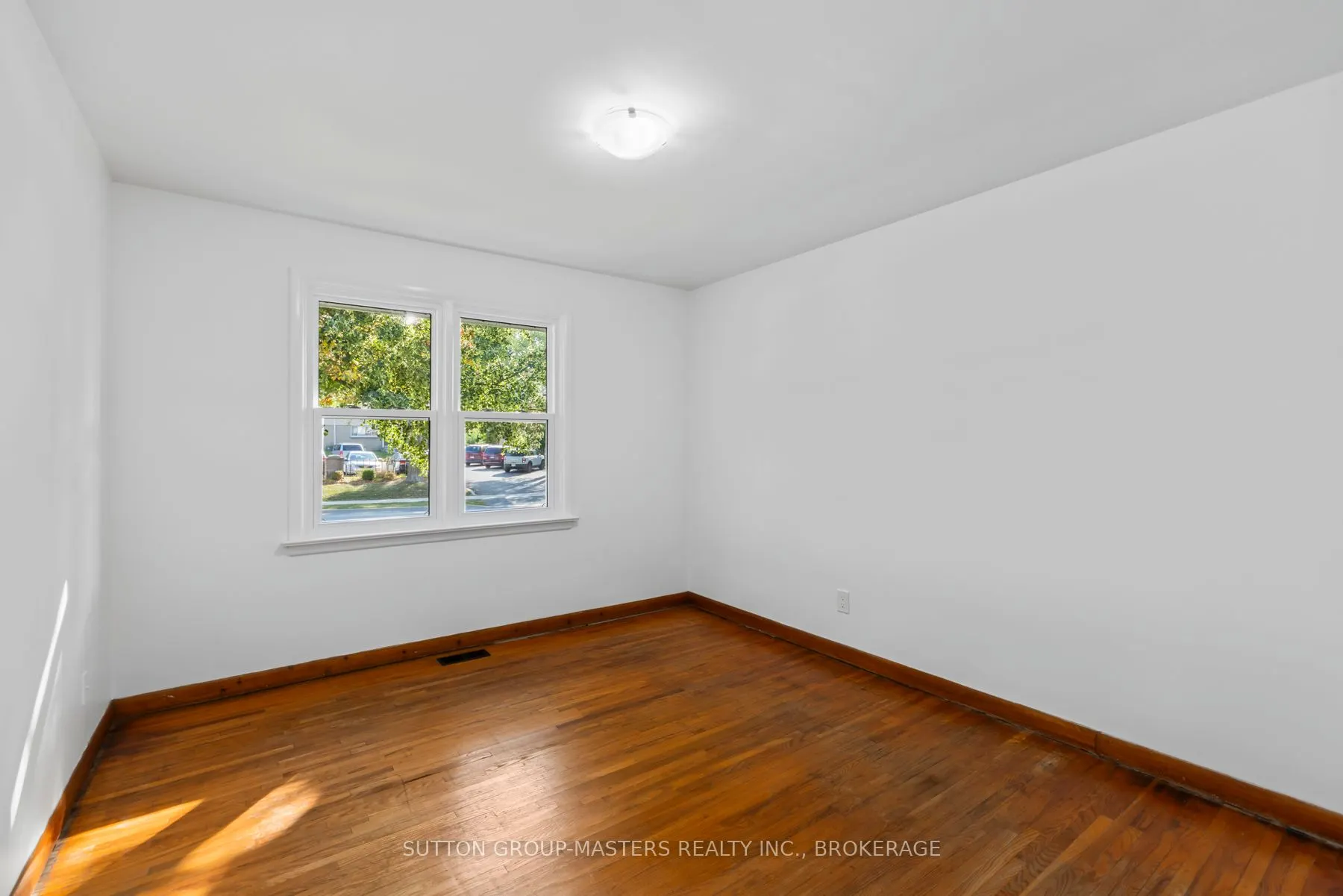 324 Yonge Street