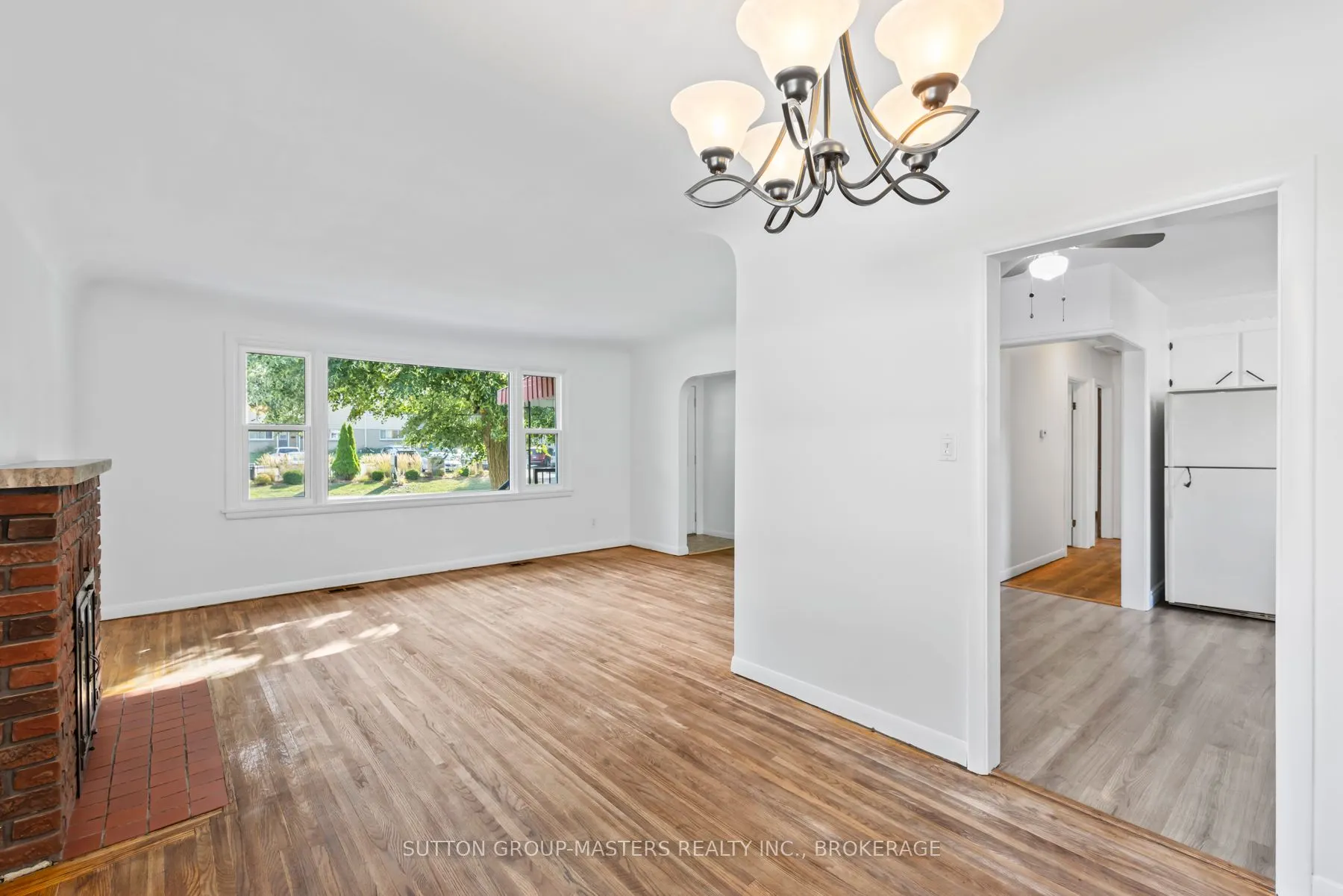 324 Yonge Street